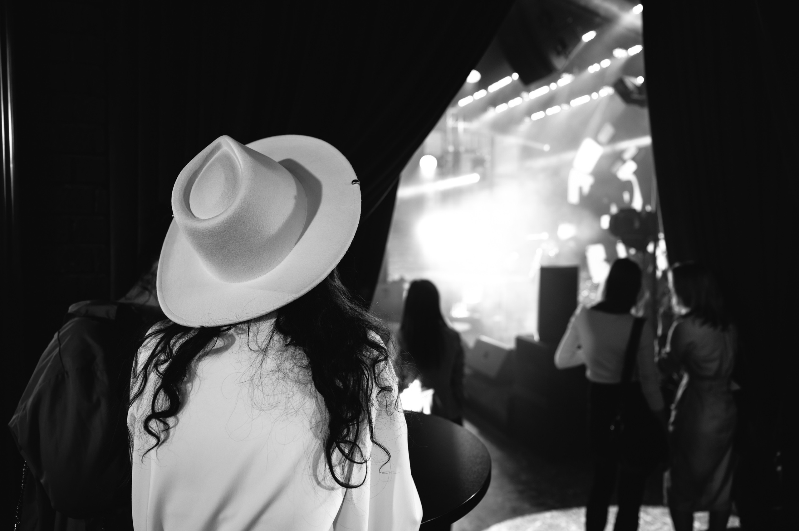 MJ Hall. Свадебный фотограф в Москве Артём Кившарь