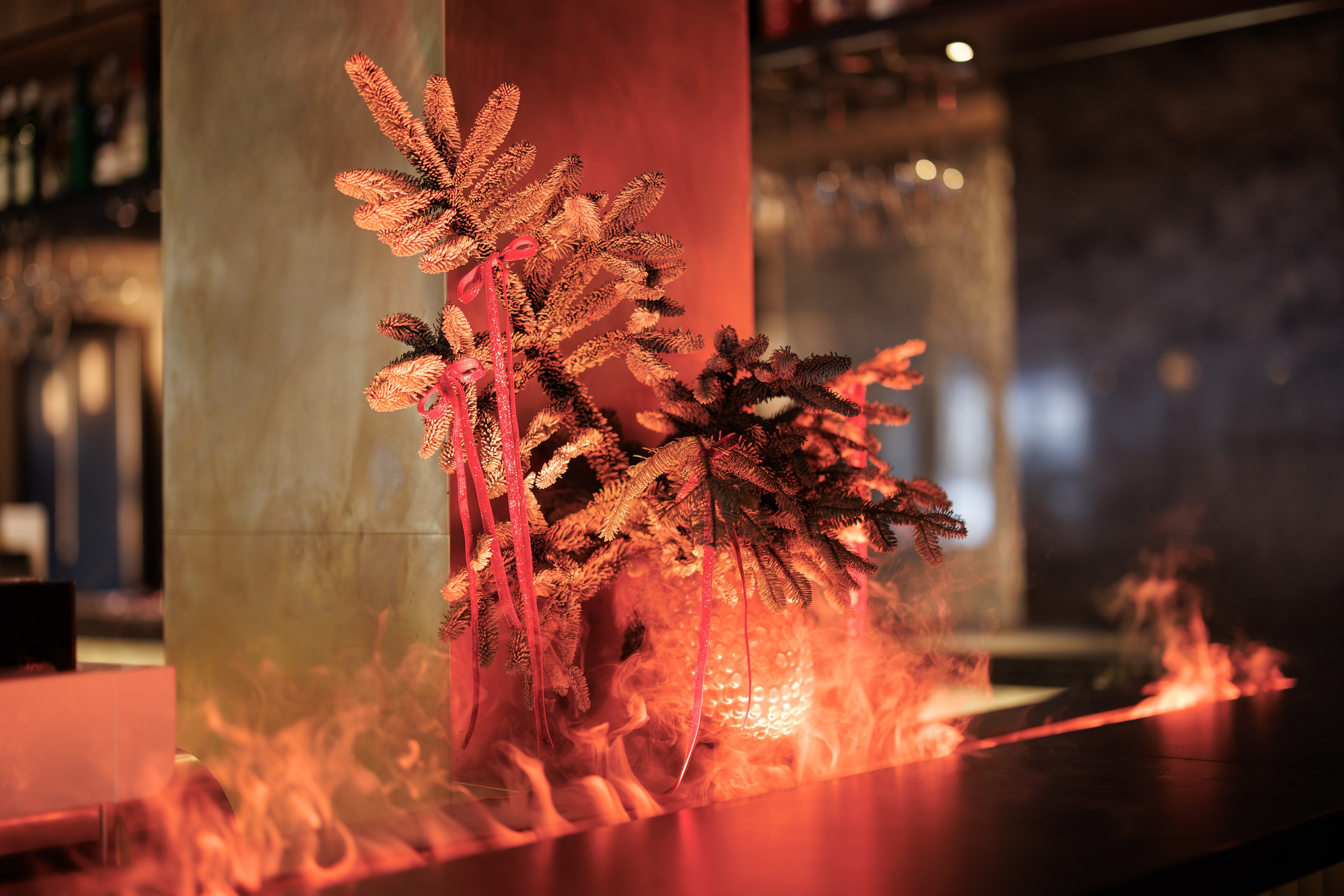 Фотограф для интерьерной съемки ресторана. Контент для бизнеса в Екатеринбурге Полдень Медиа