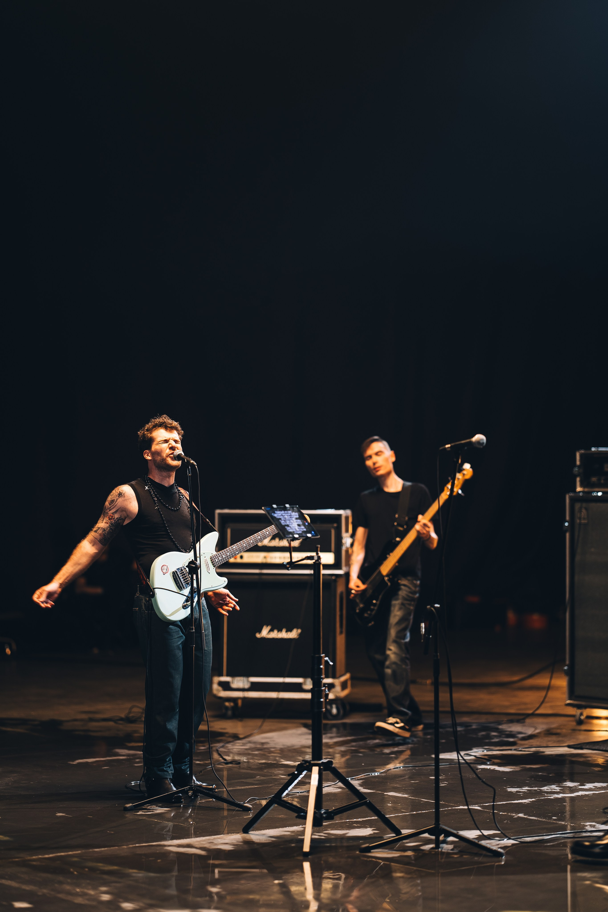 Soso Pavliashvili & Leo Kandelaki backstage, Moscow, Russia. Anna Atayan Photographer