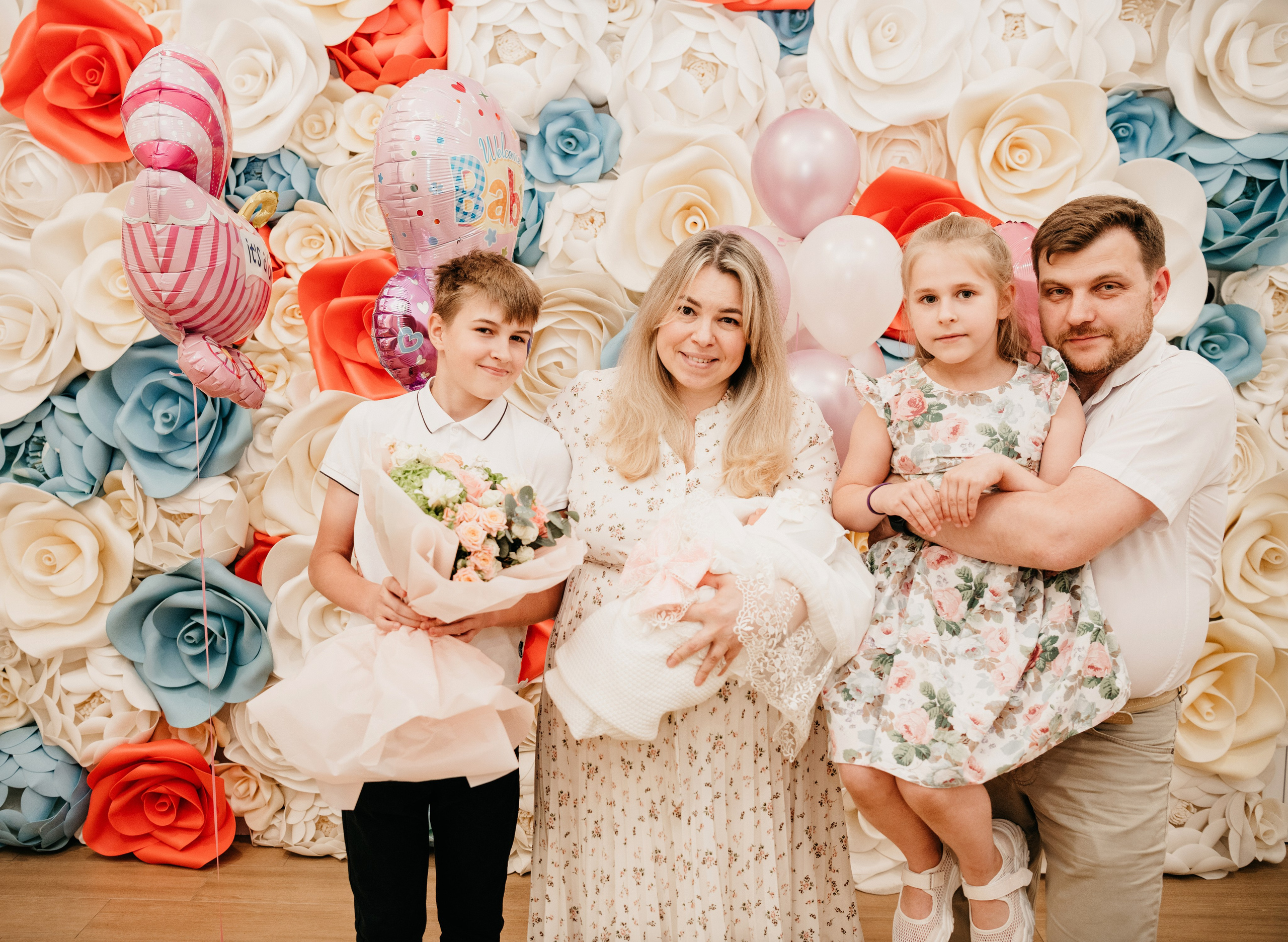 Выписка Ксении. Коммунарка. Фотограф на выписку из роддома в Москве и МО
