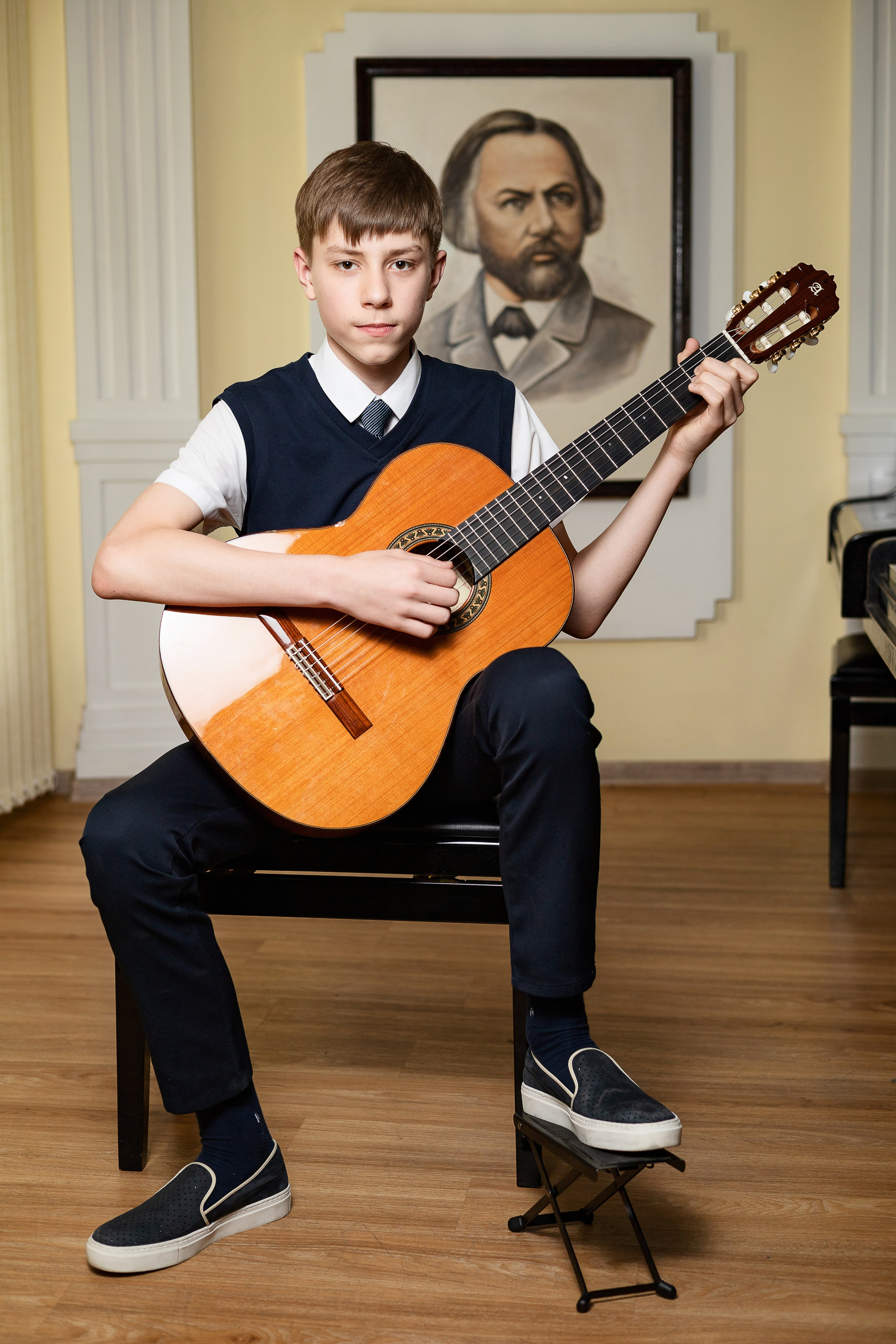 Выпускной альбом для выпускников музыкальной школы в Калининграде. Выпускные альбомы в Калининграде