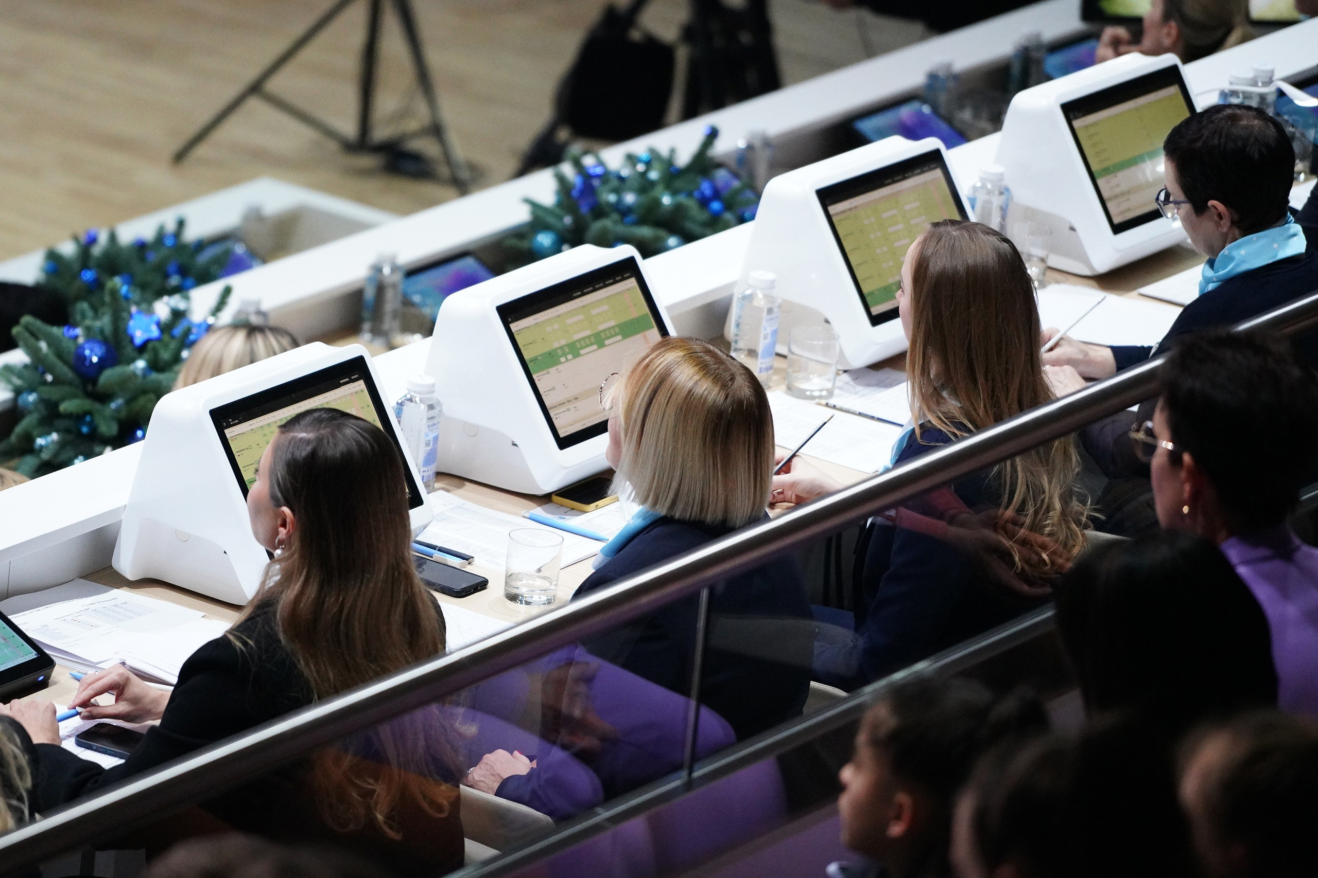 Репортажный фотограф в Сочи — профессиональная съёмка событий и мероприятий. Профессиональная фотосъемка в Сочи: репортаж, предметная, ювелирная фотосъемка, недвижимость, фуд-фотография. Фотограф Александр Афанасьев