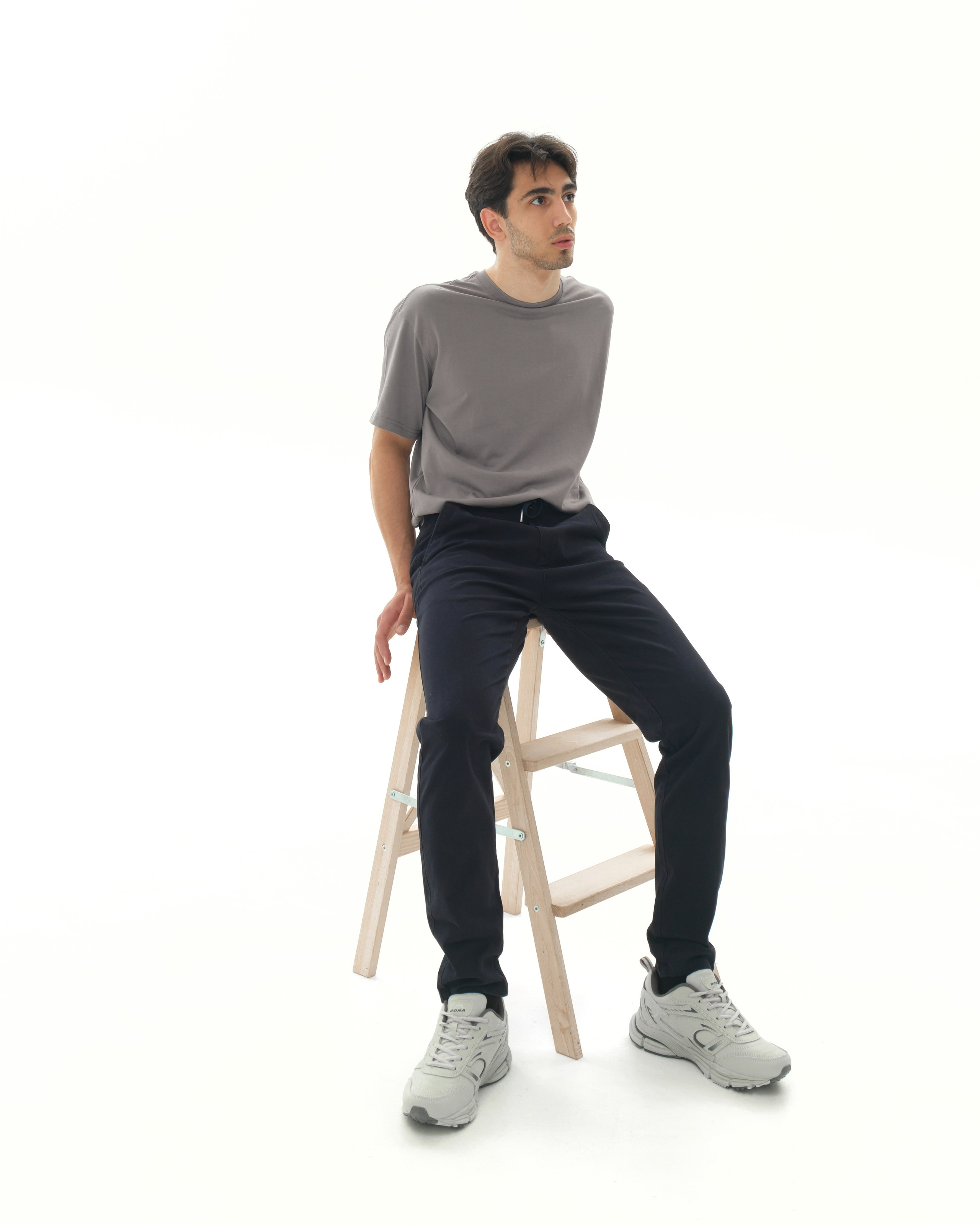 Съемка для маркетплейса, джинсы / фотоаппарат. Привет) Меня зовут Анита и я фотограф из Сургута