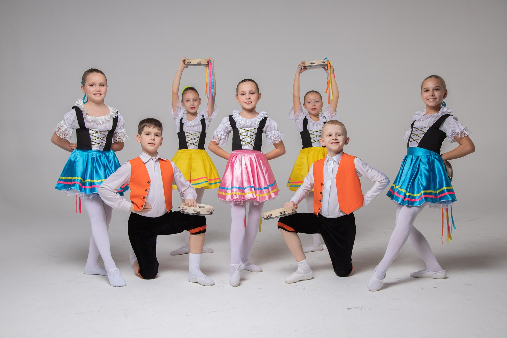 Танцевальные коллективы в студии. Балетный фотограф в Москве Галина Молчанова