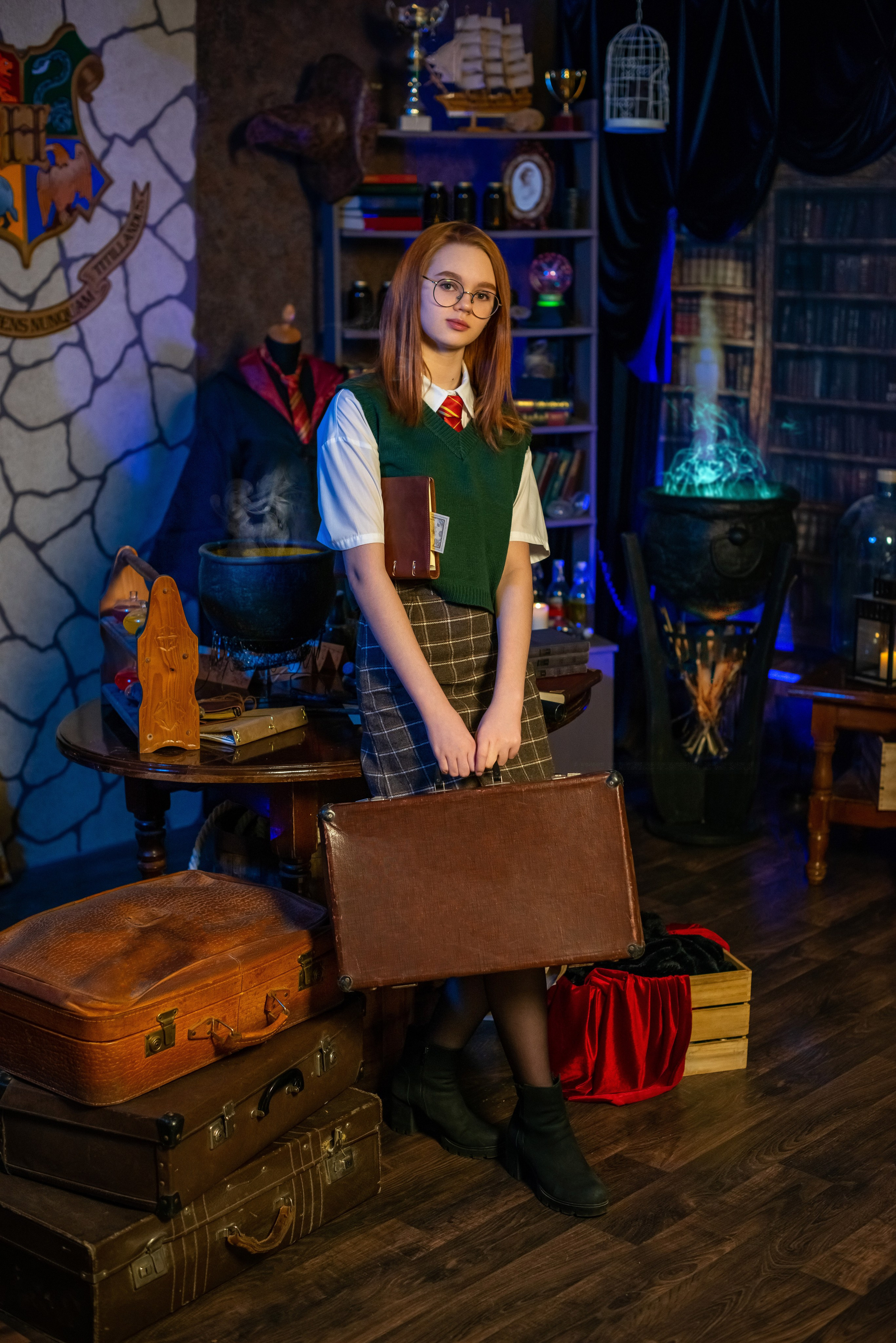 Хогвартс. Татьяна Гойда портретный и семейный фотограф Ленск. Выпускные альбомы