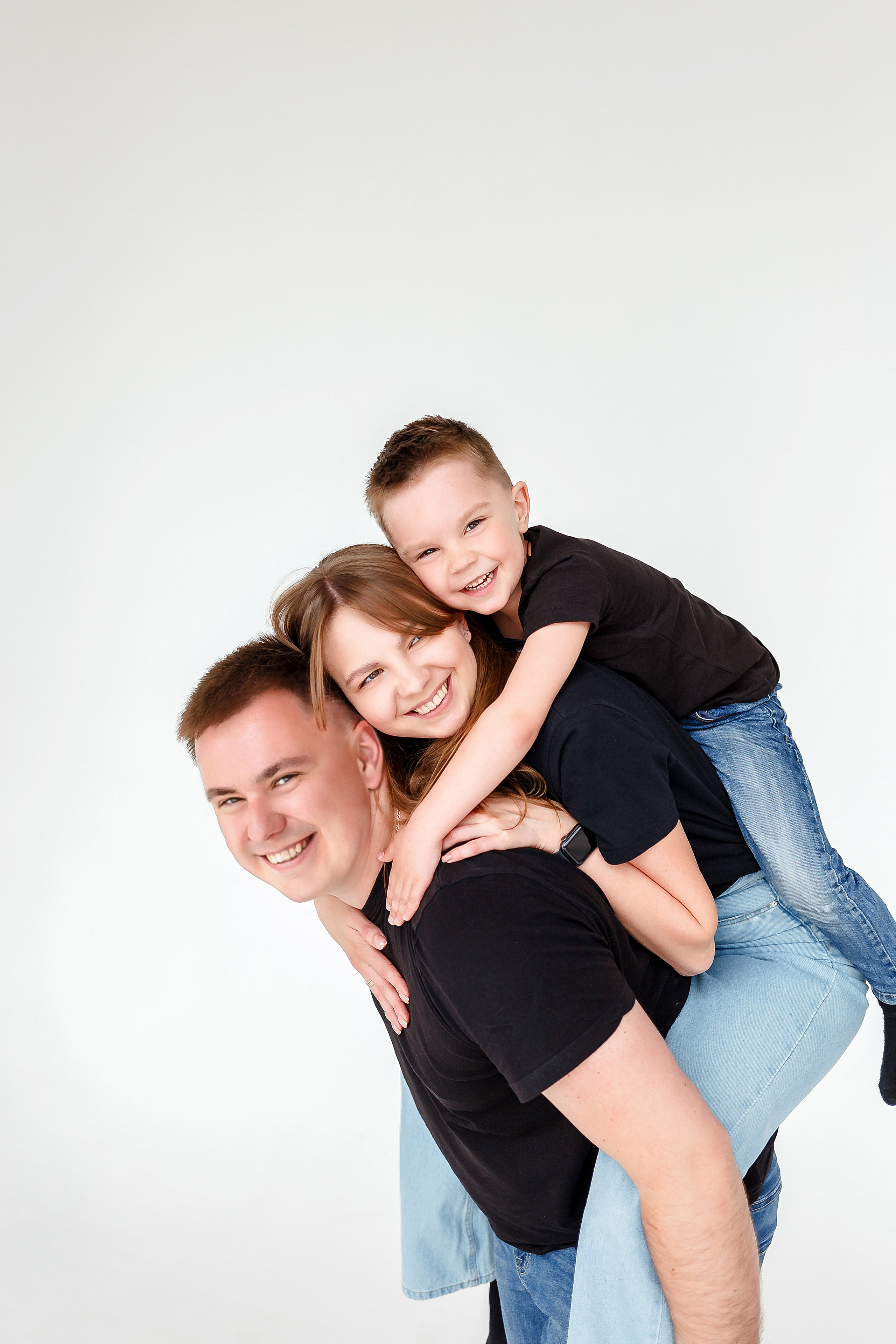 Тим и его команда. Семейный фотограф в Саратове Юлия Охотникова