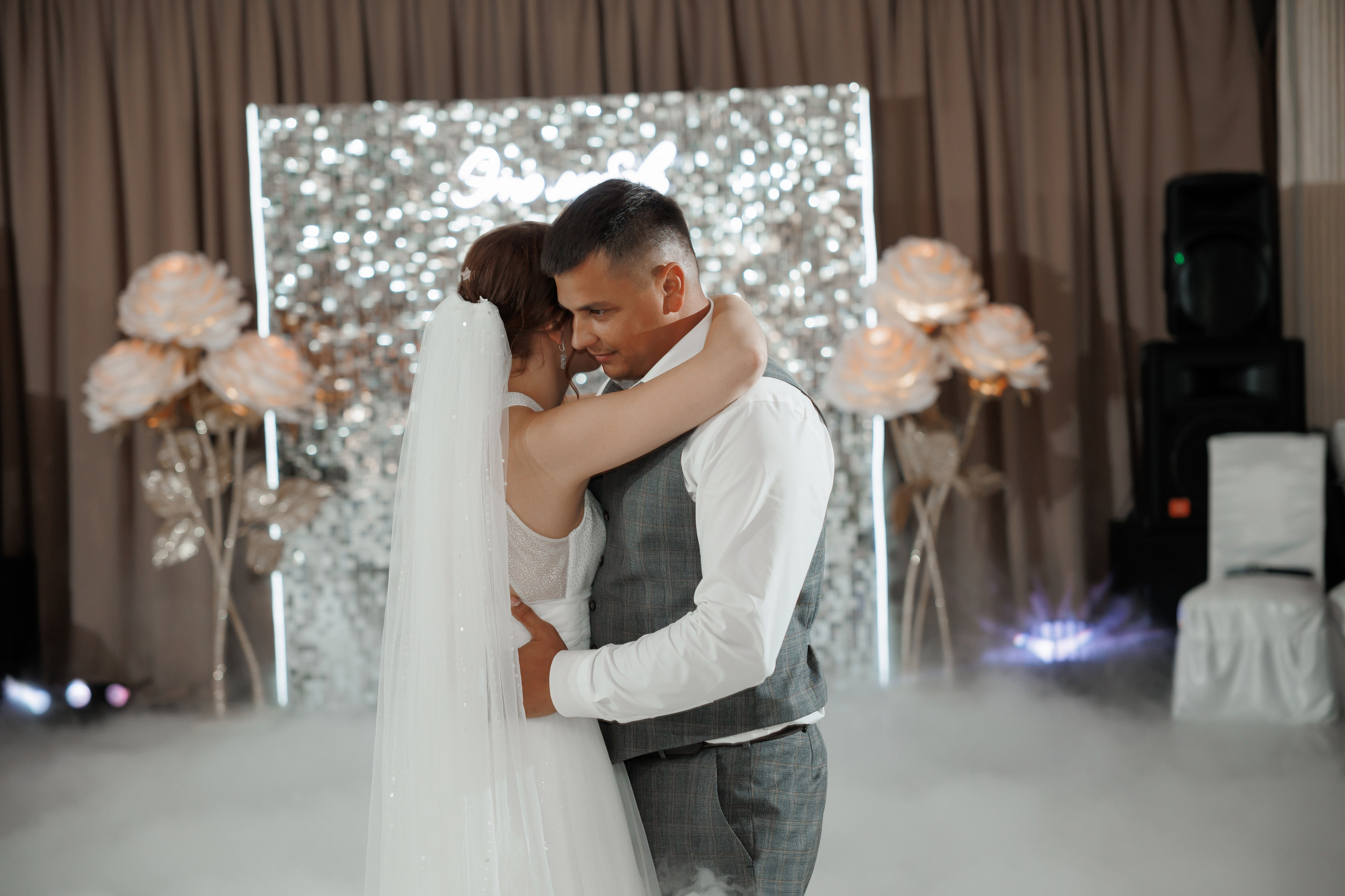 ЗАГС Бутово и Остафьево. Свадебный и репортажный фотограф (Москва, Королев и другие)