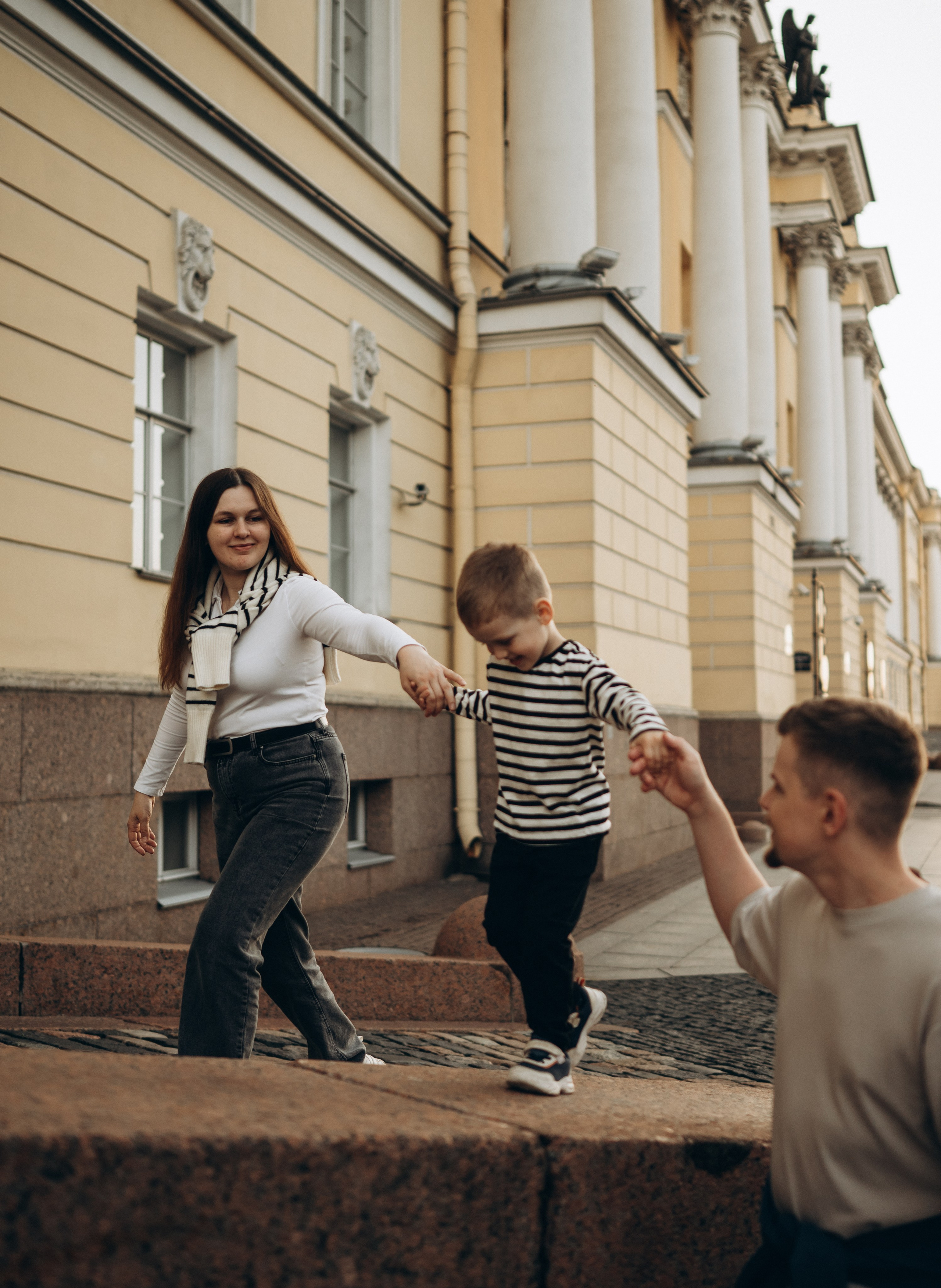 Вечерняя прогулка. Семейный и женский фотограф Вероника Никкор