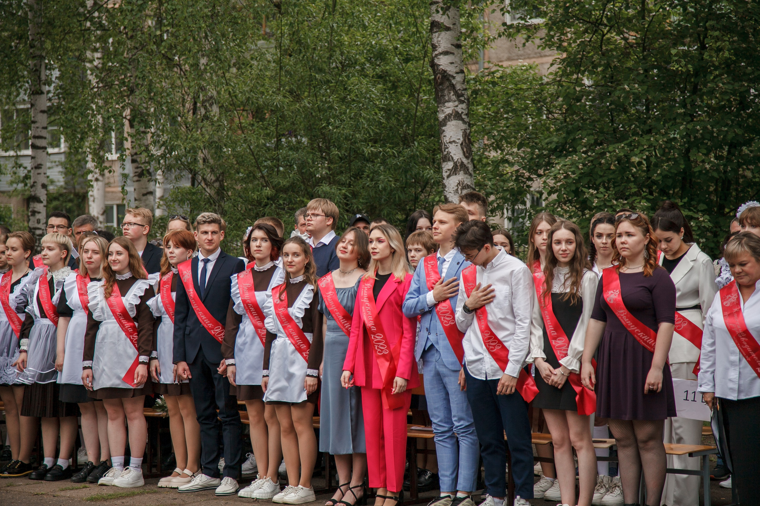 Последний звонок. Ирина Коновалова школьный фотограф. Выпускные альбомы Ярославль
