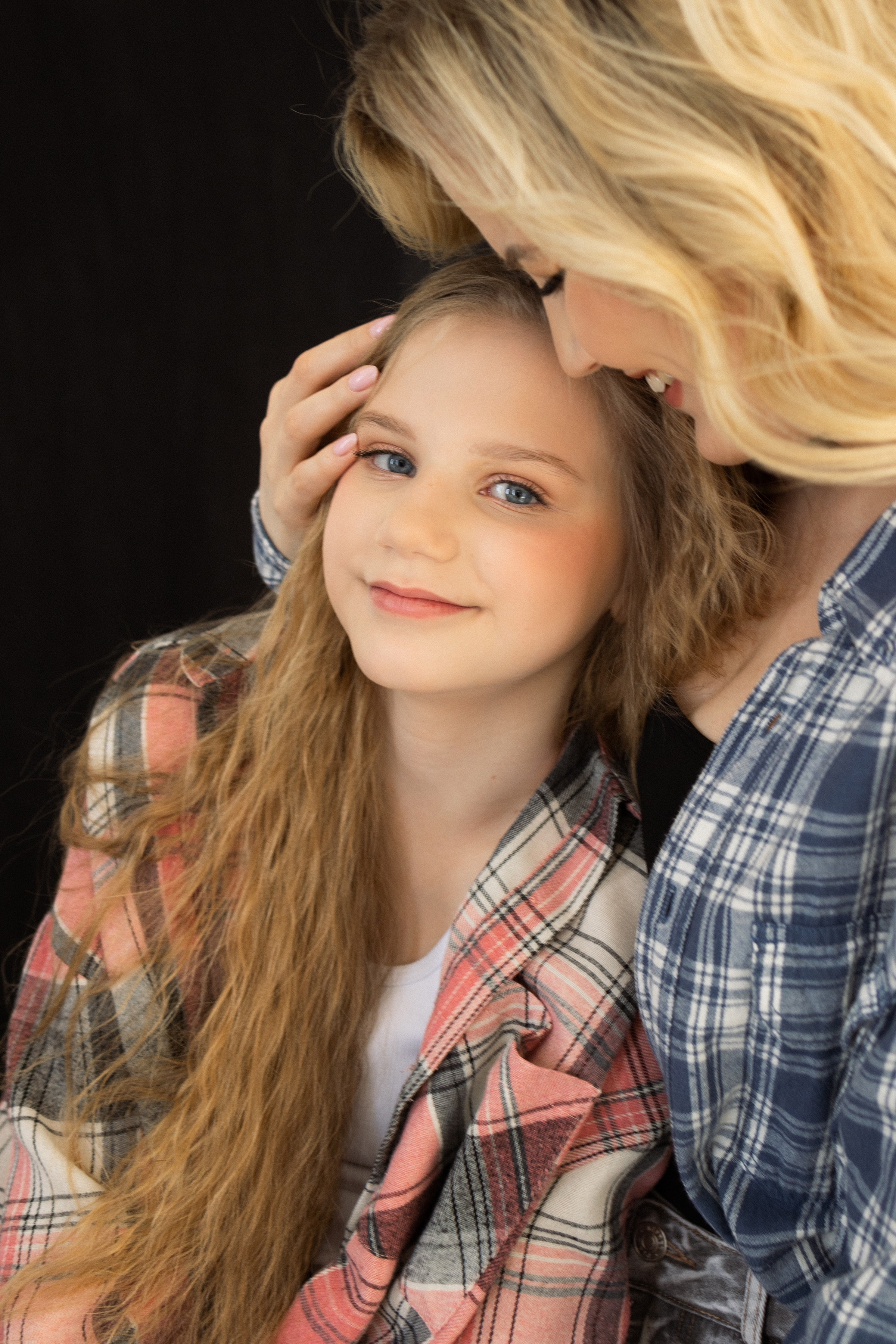 Мама и дочь. Портретный фотограф СПб, женский фотограф, минимализм и эстетика