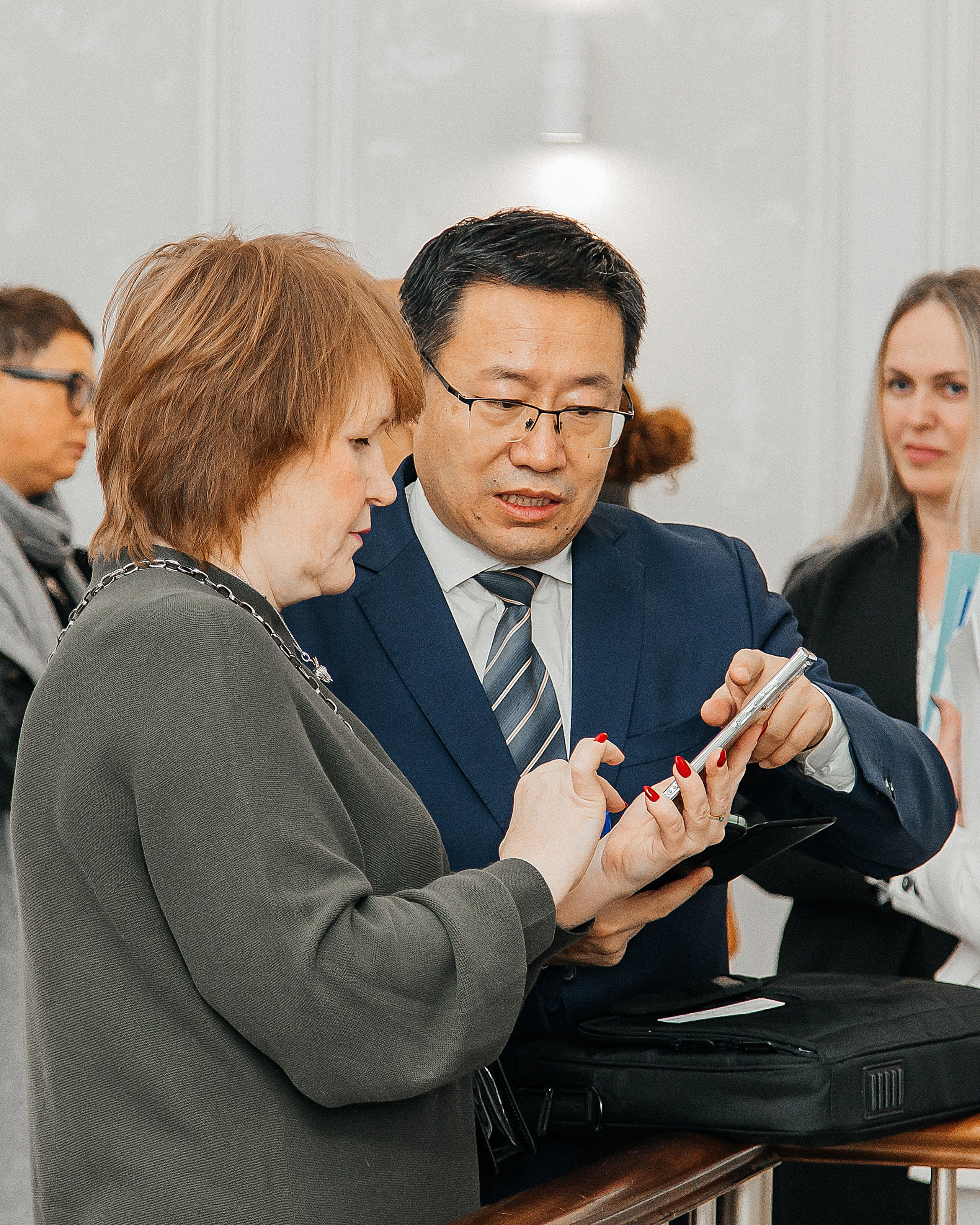 Бизнес — встреча с предпринимателями Китая. Фотограф Екатеринбург Марина Поздеева
