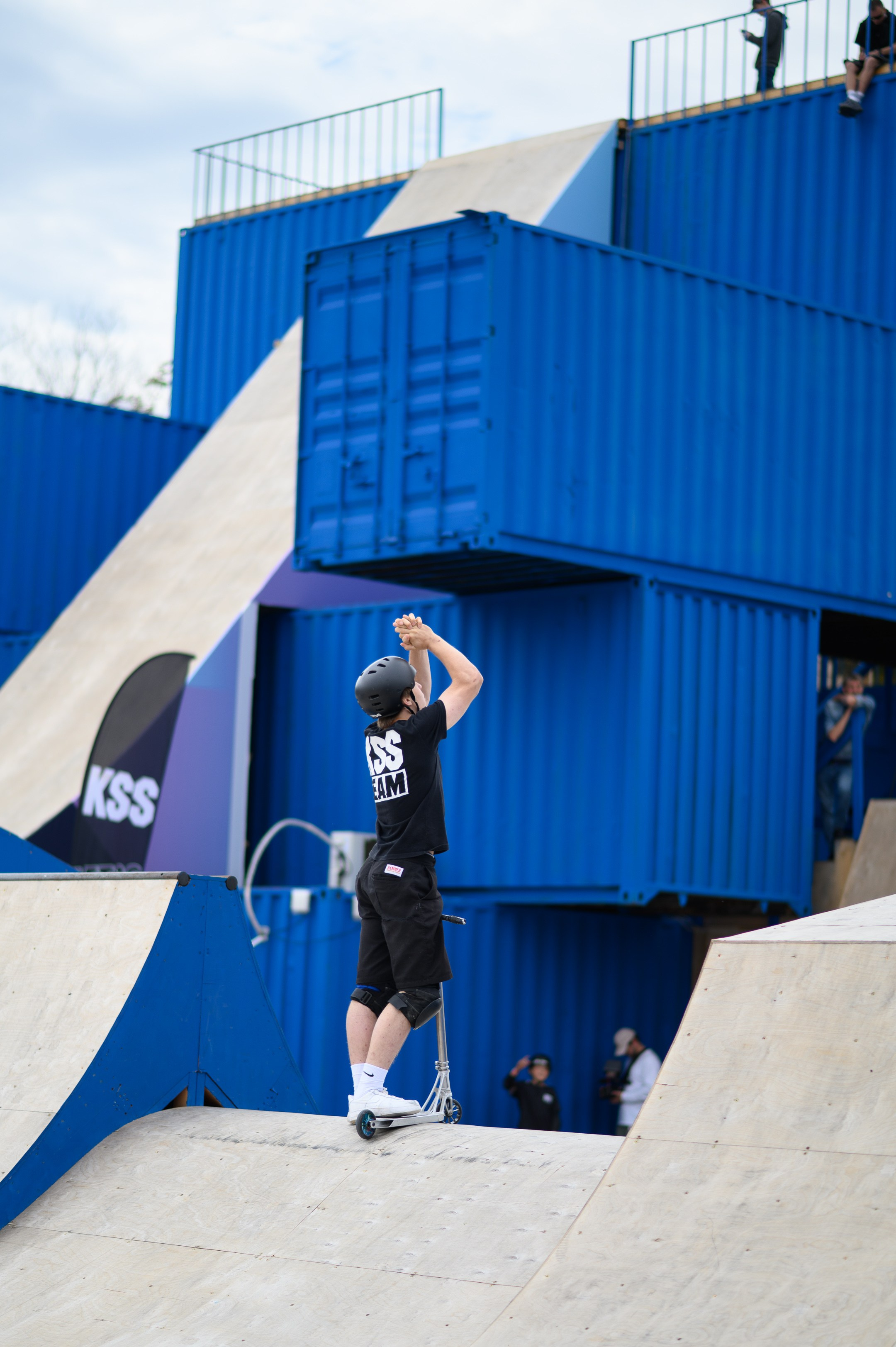 Чемпионат России по экстремальному самокату. Портретный фотограф в Москве Полина Старцева