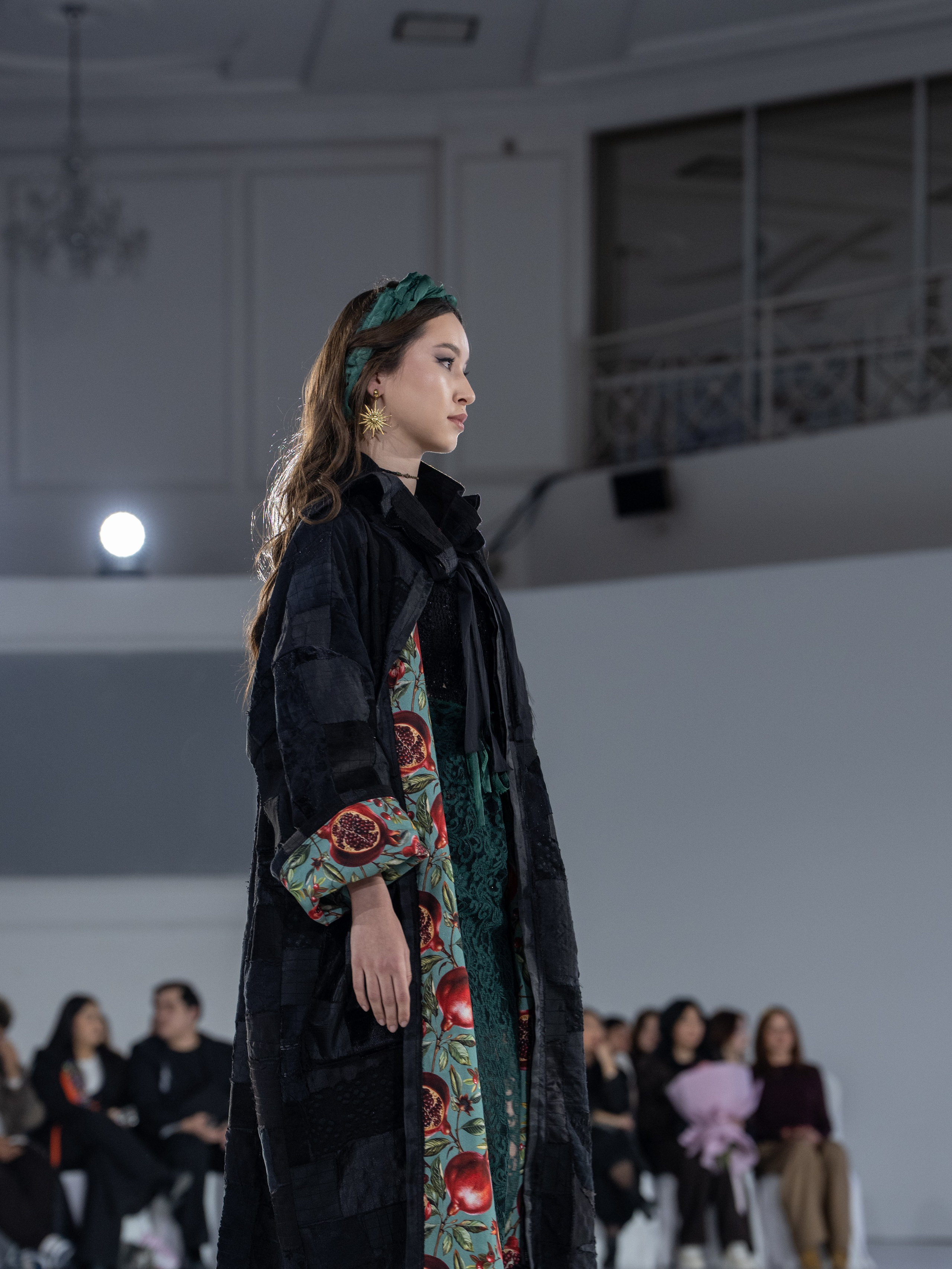 Дизайнер Kharchi. Сайт Алматинского НЮ АРТ, будуар и фэшн фотографа Дениса Карпенко