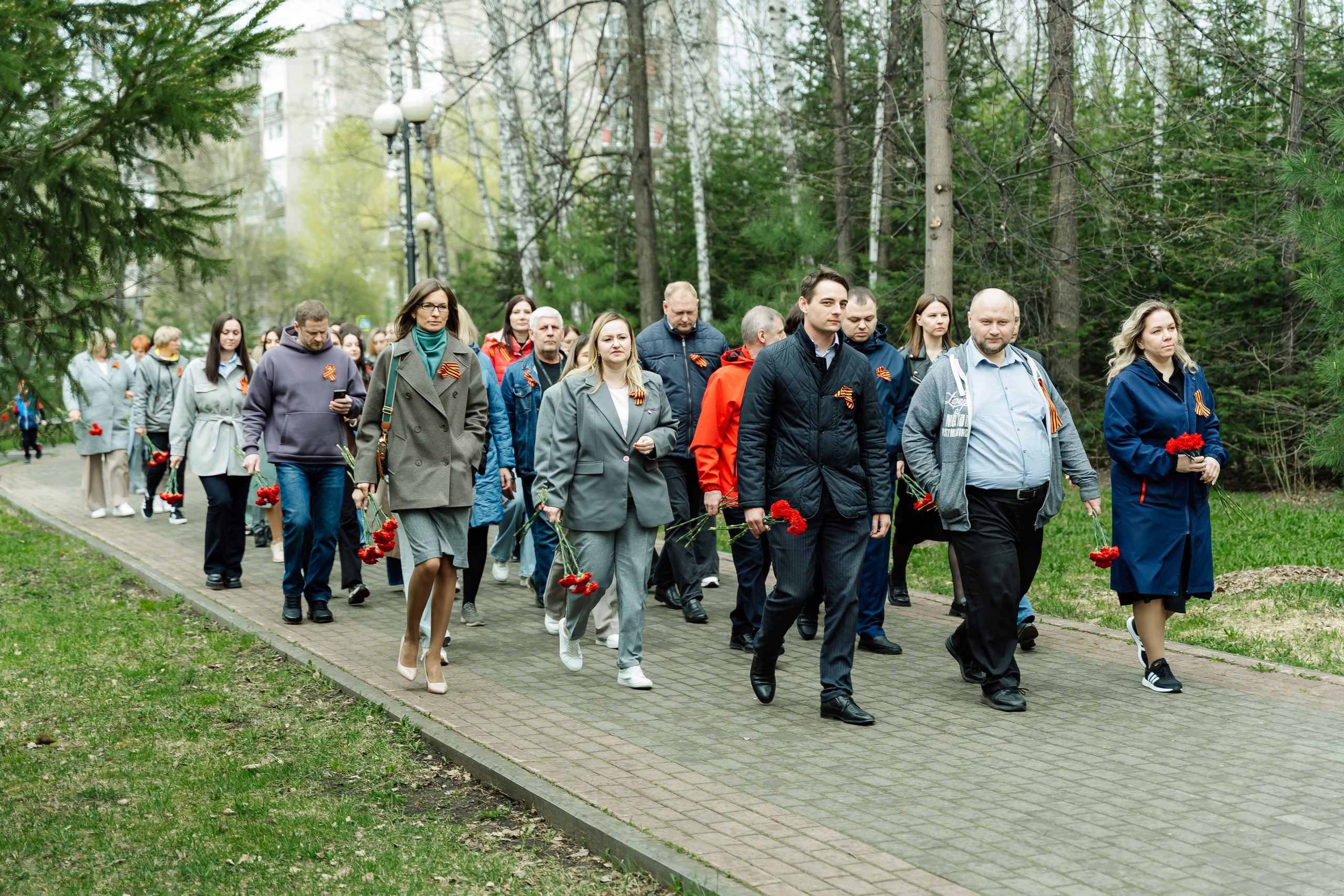 Возложение цветов, СБЕР. Ваш фотограф в Томске Александр Аркуша