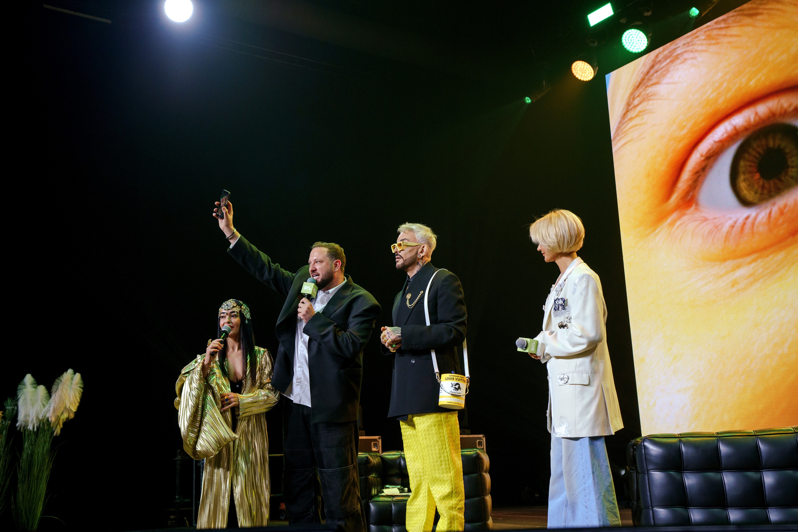 Конференция INSTADIUM в MAIN STAGE. Репортажный фотограф в Москве Саша Дружинина