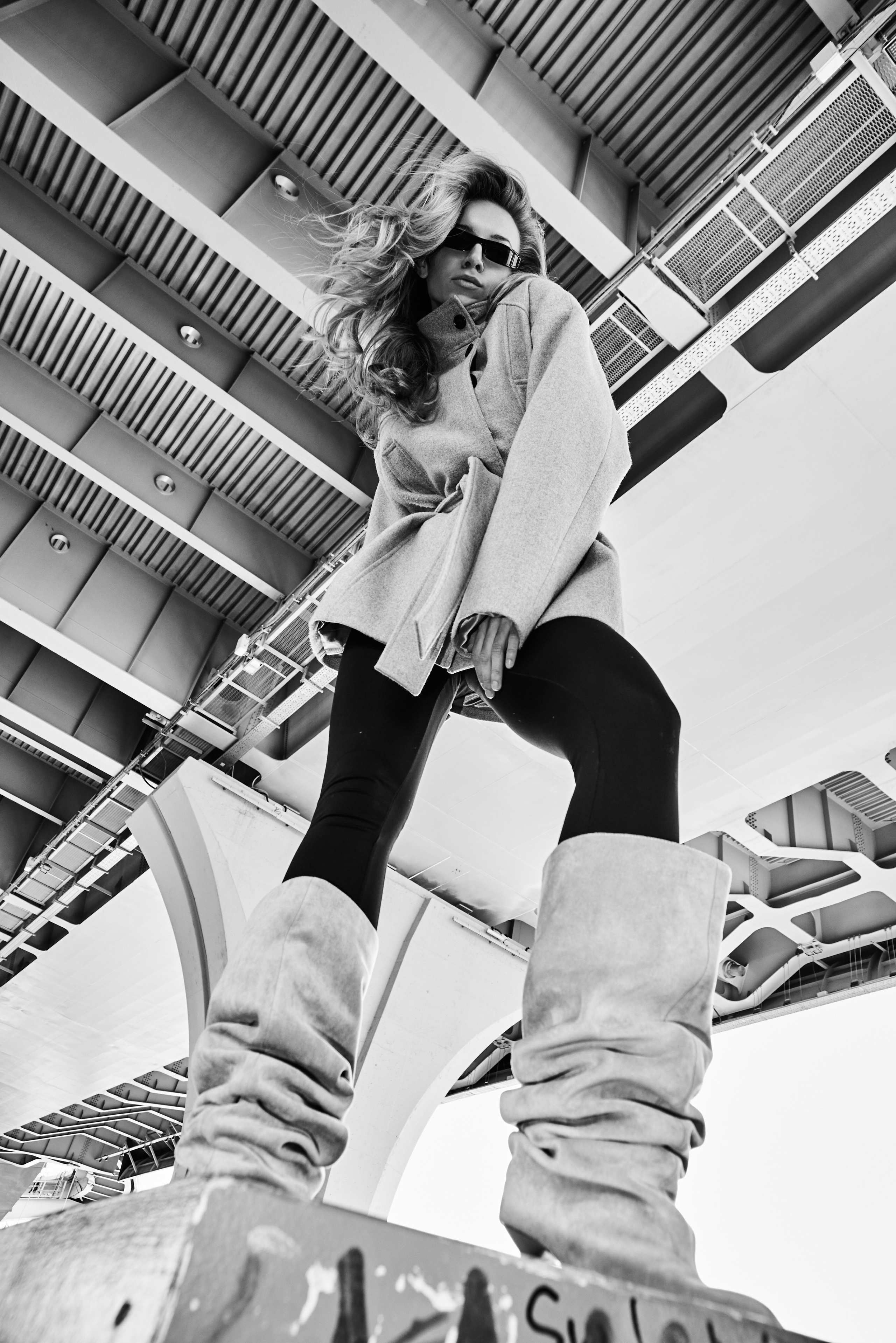 Fashion под мостом Бетанкура