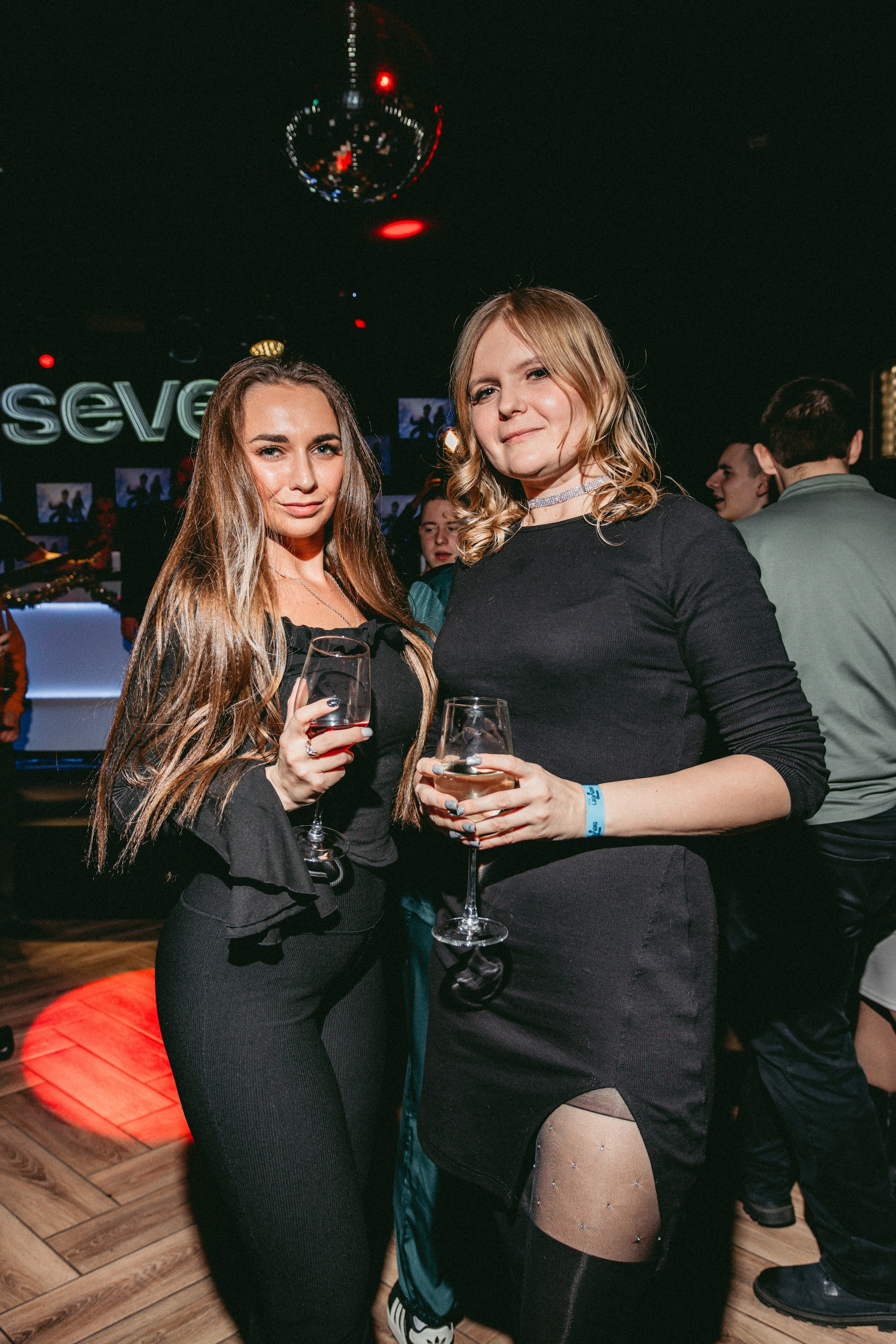 SEVEN bar — New Year