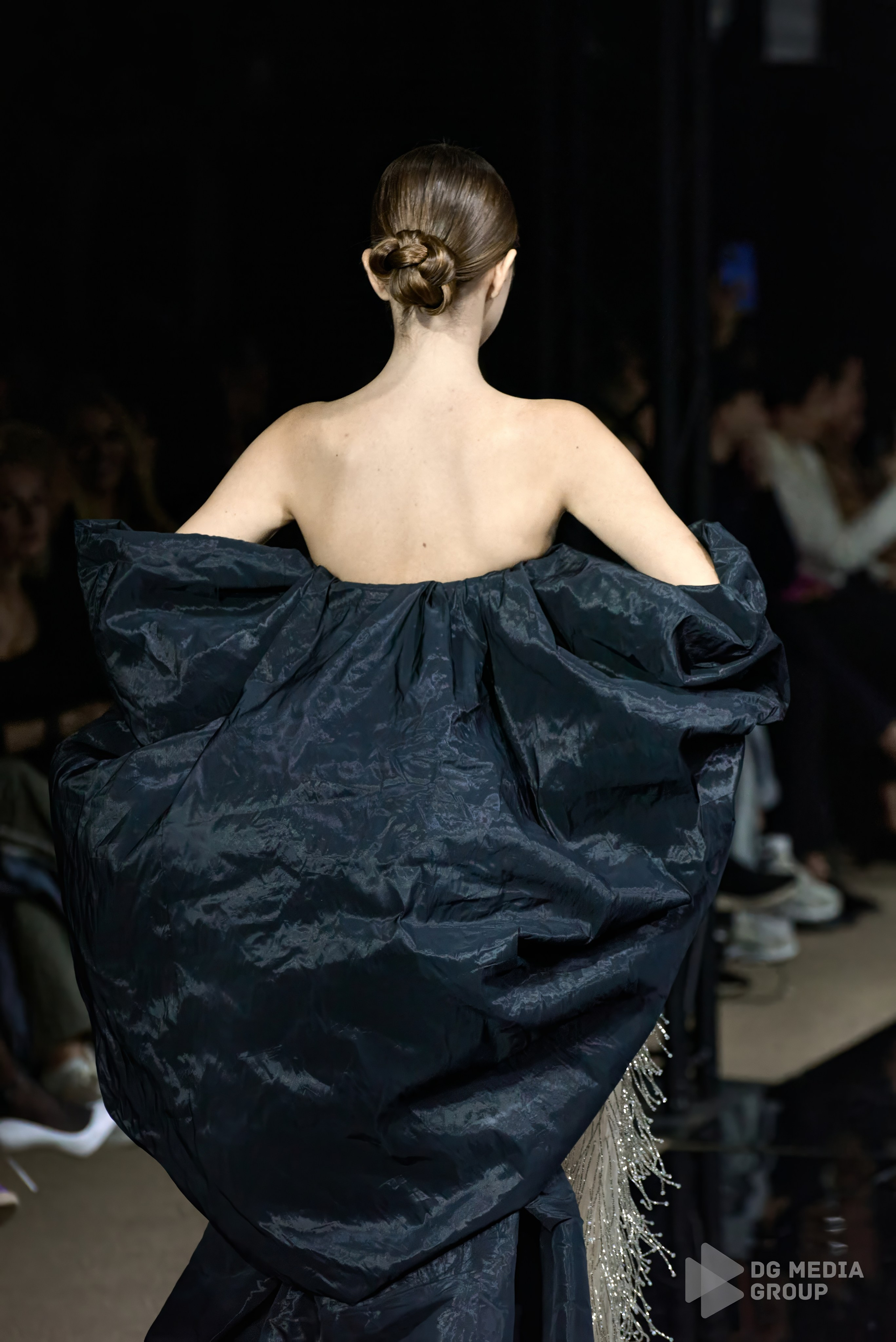 Создаем контент для модных показов. DG MEDIA GROUP | Контент для модных показов и концертов