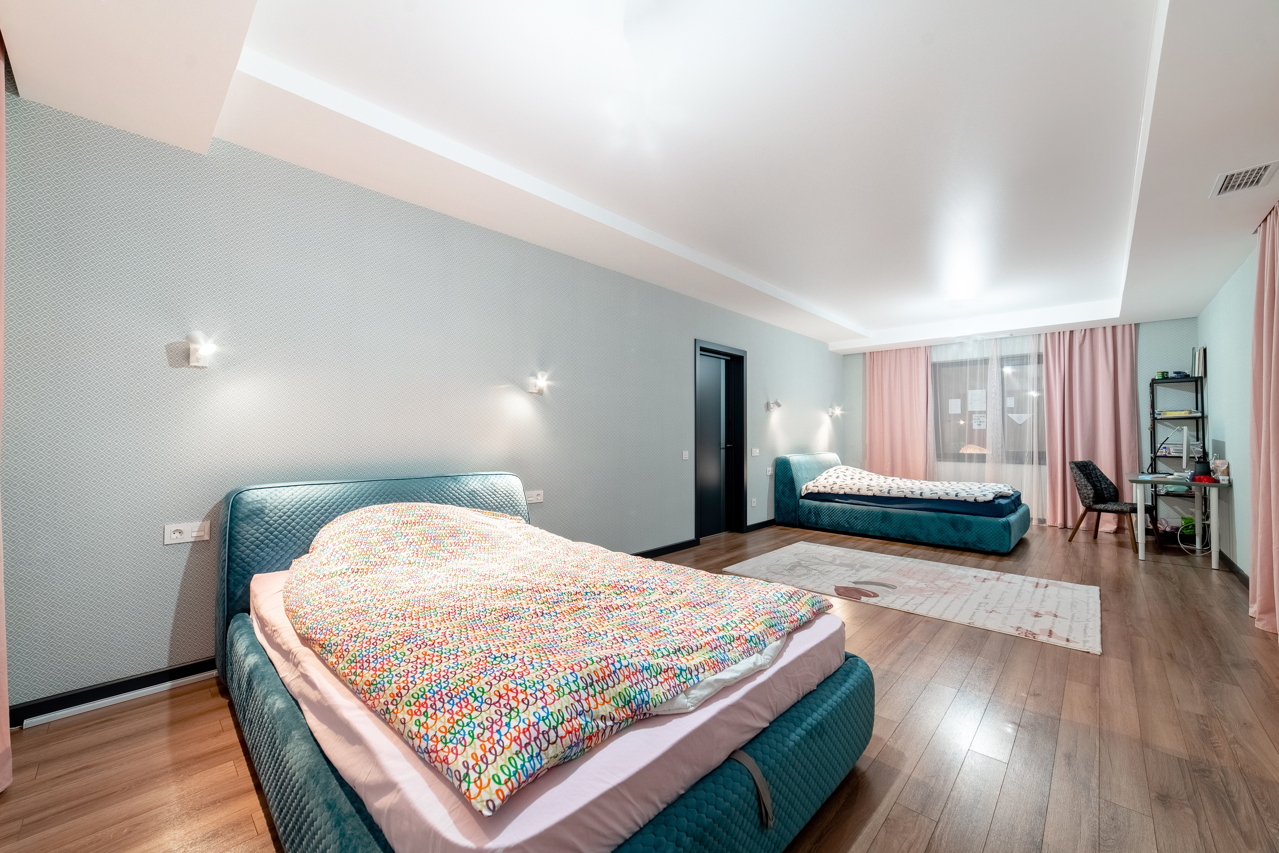 Мюнхенская. Создаю контент для бизнеса- Андрей Корниенко и упаковываю компании и экспертов в Краснодаре