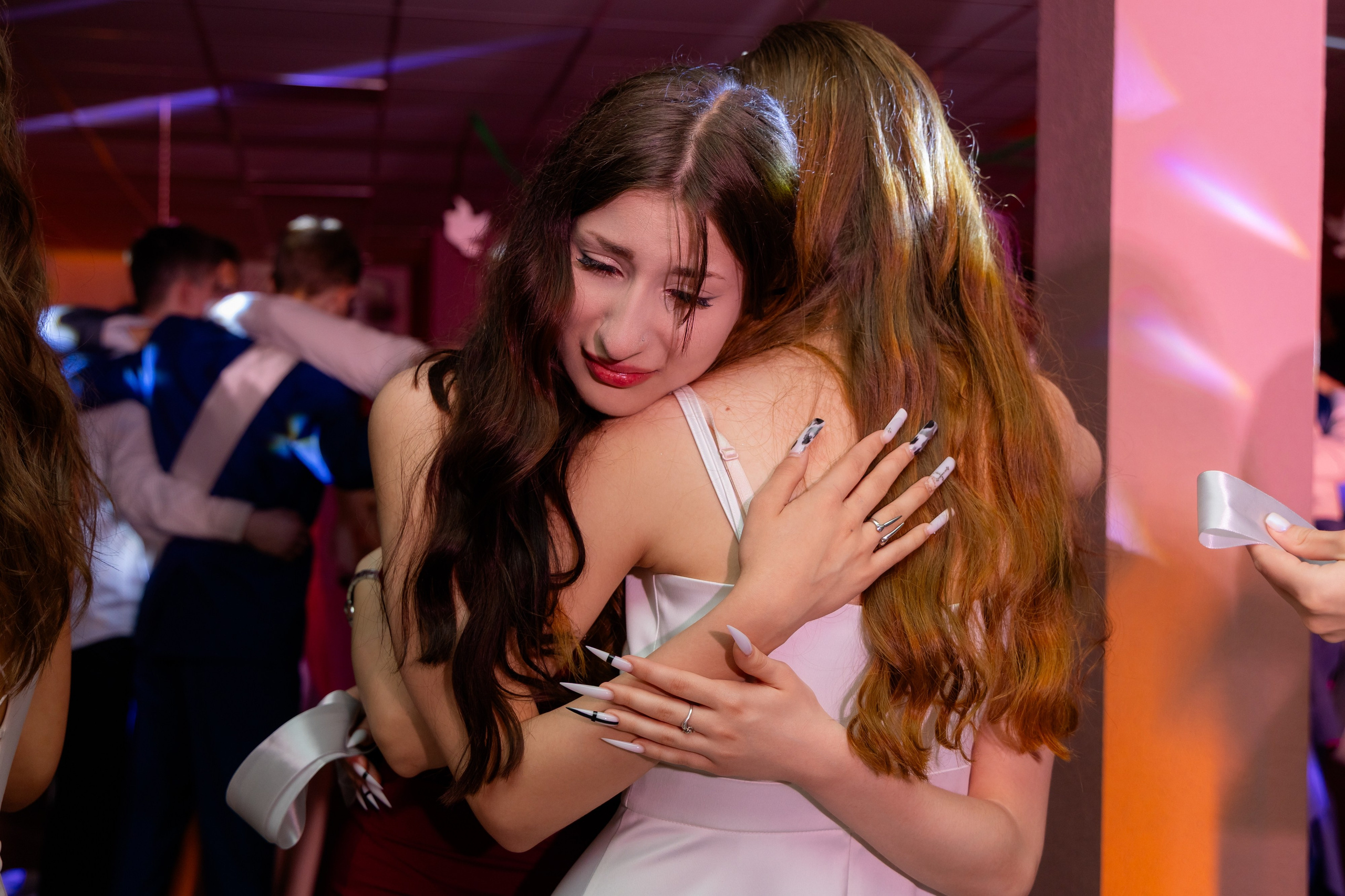 Школьный выпускной 2025 год в Минске, Беларуси. Свадебный фотограф в Минске/Беларуси Сергей Спиридонов