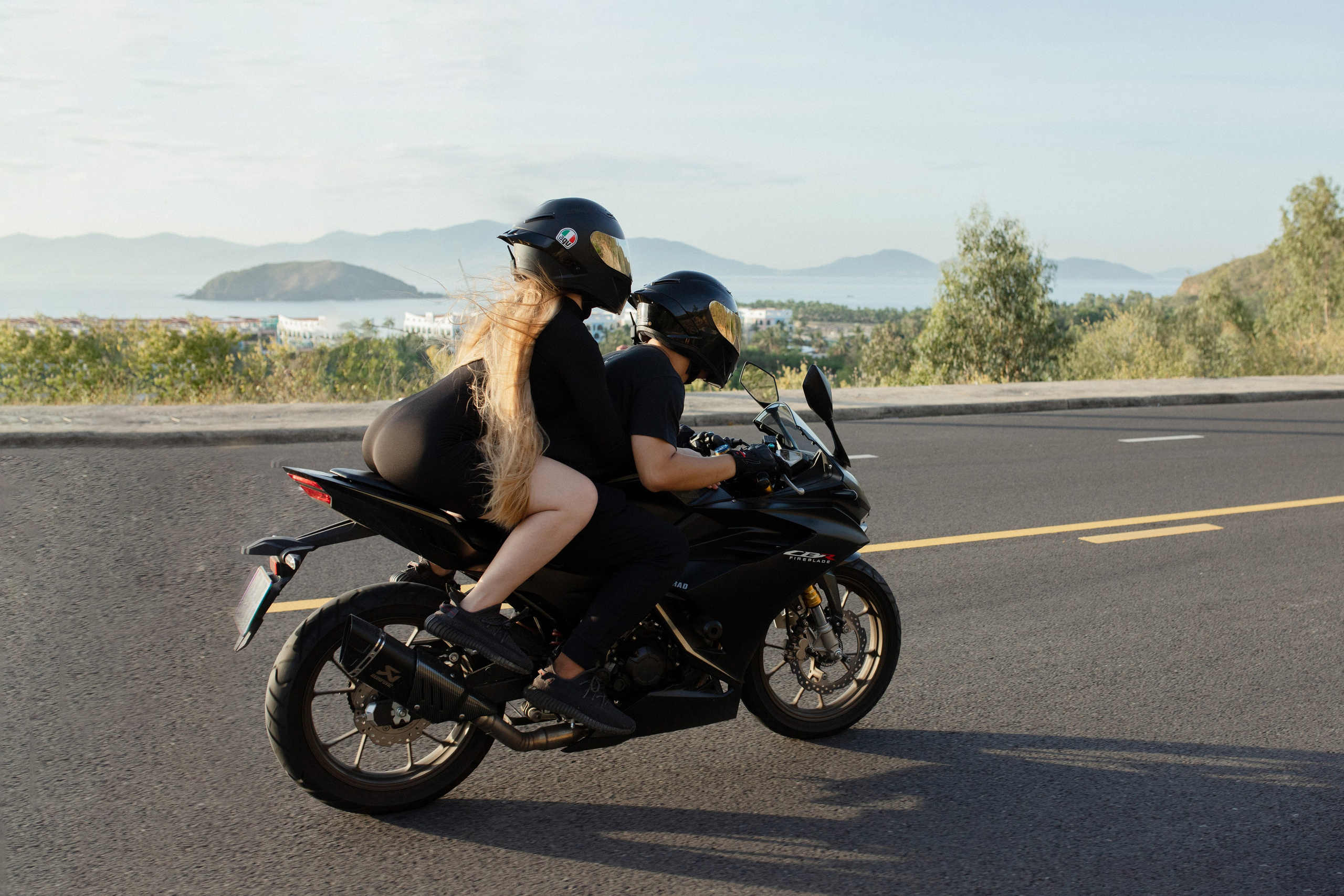 Рассветная прогулка на байках Кон и Ирина.Нячанг. Главная