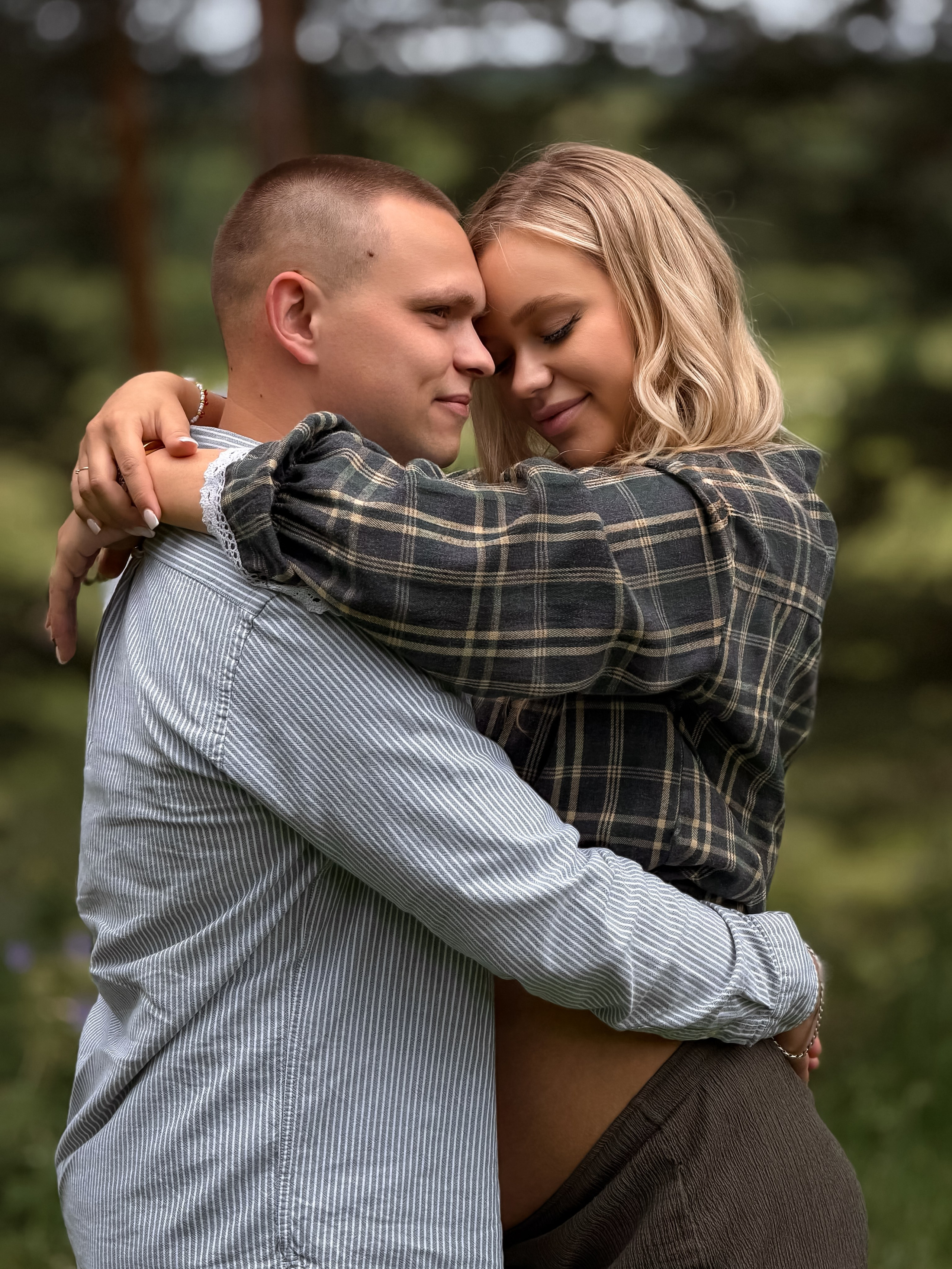 СЕМЕЙНЫЕ | LOVE STORY. Мобильный фотограф Виктория | Фотосессии в Вологде