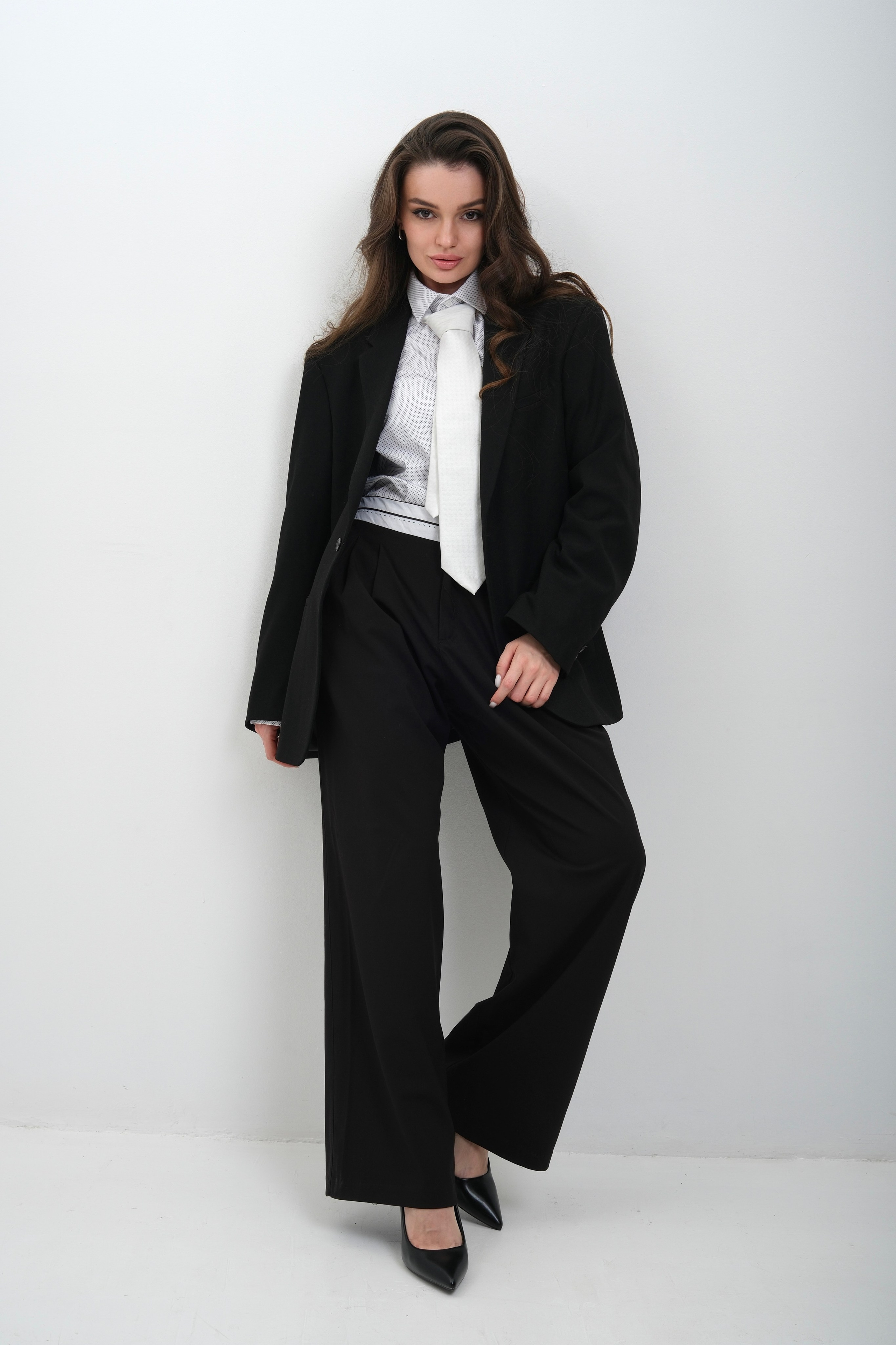 Евгения — модель для маркетплейсов. ТМ Продакшн — Съемка для маркетплейсов в Москве