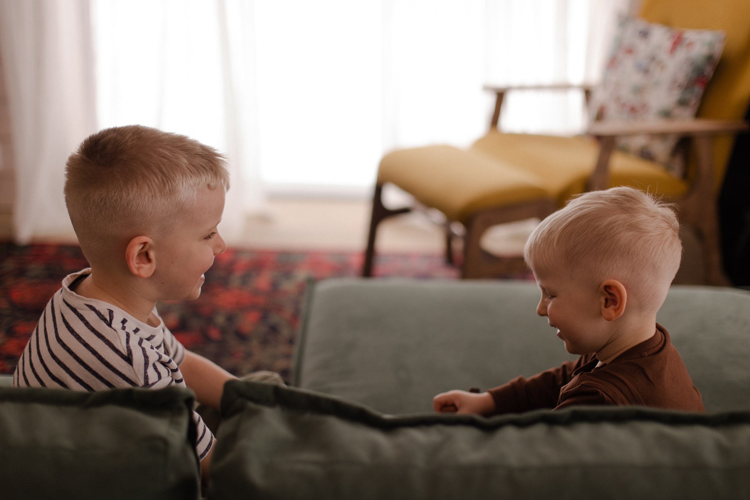 Акрам Ульяна и мальчишки. Фотграф в Москве Кузьмина Мария