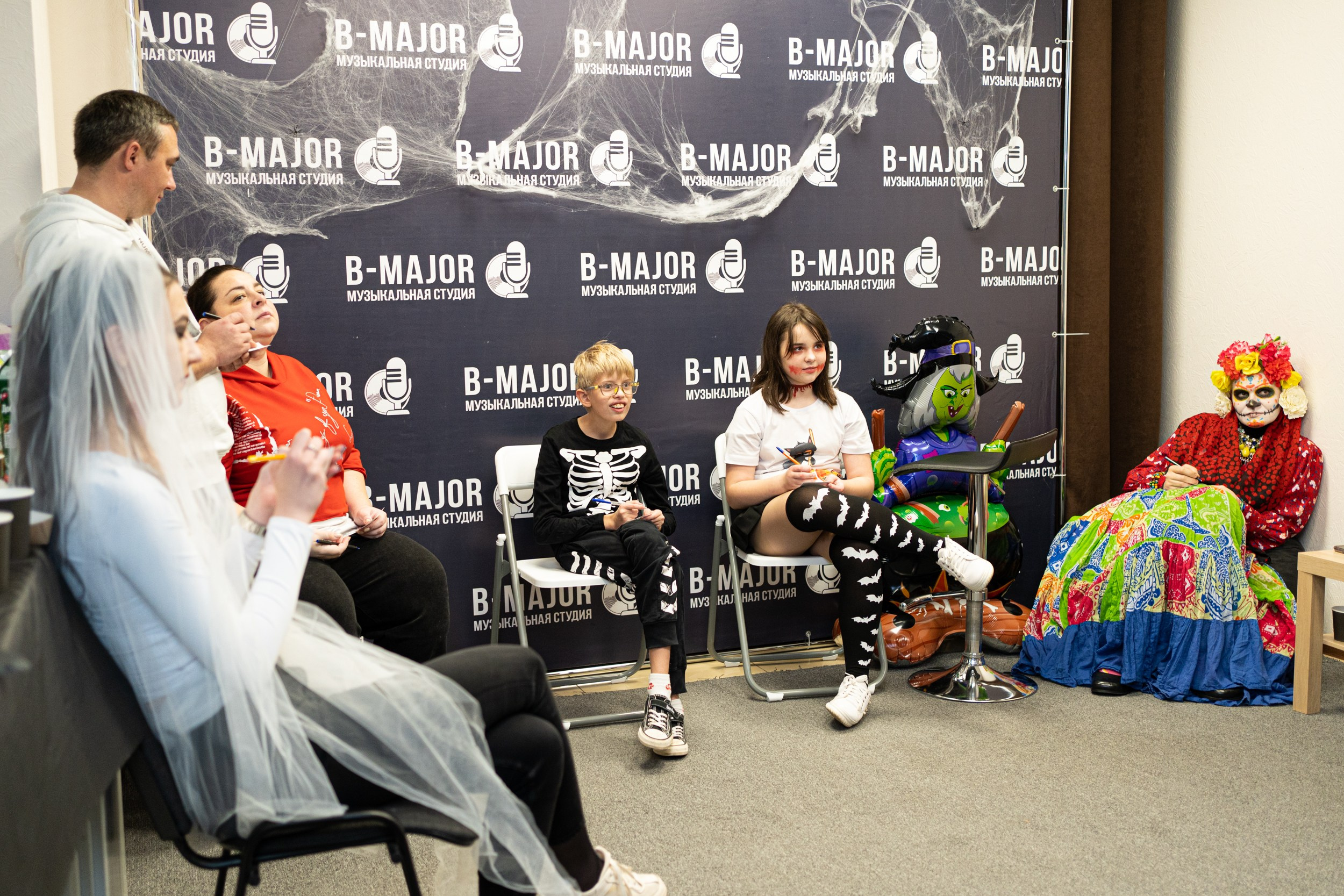 Halloween в муз.студии. Главная