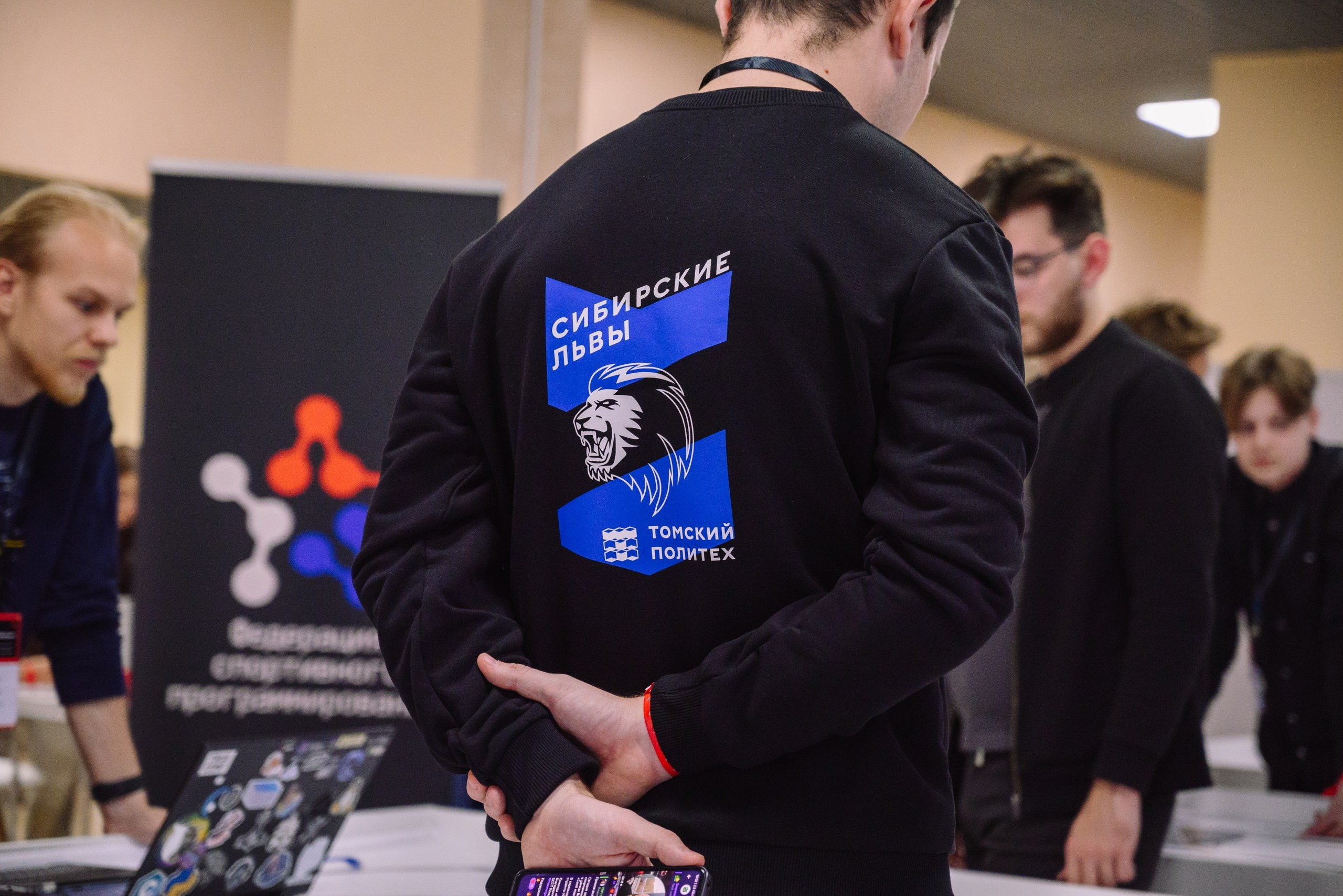 Свой код. Dmitry Gagarin Photographer