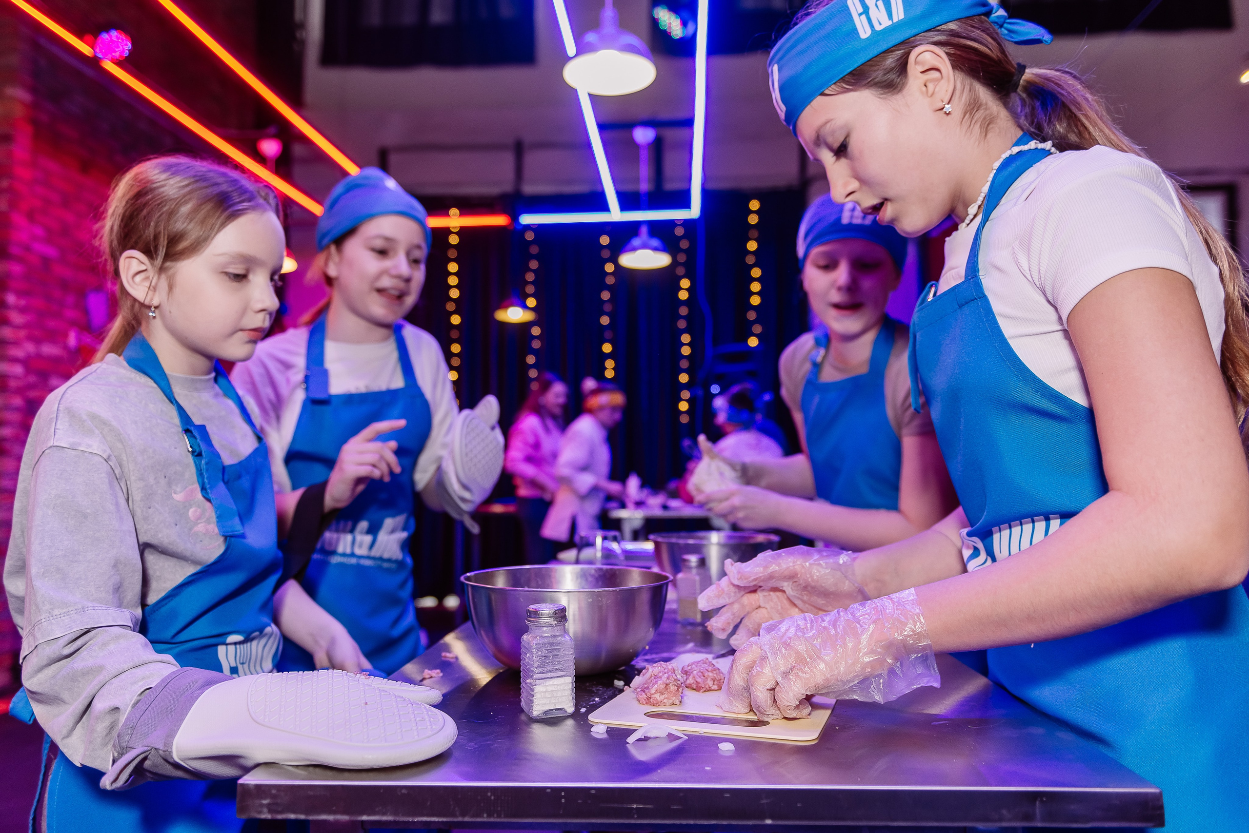 Cook & Run, шоу с готовкой. Детский фотограф, семейный фотограф и репортажи в Кемерово