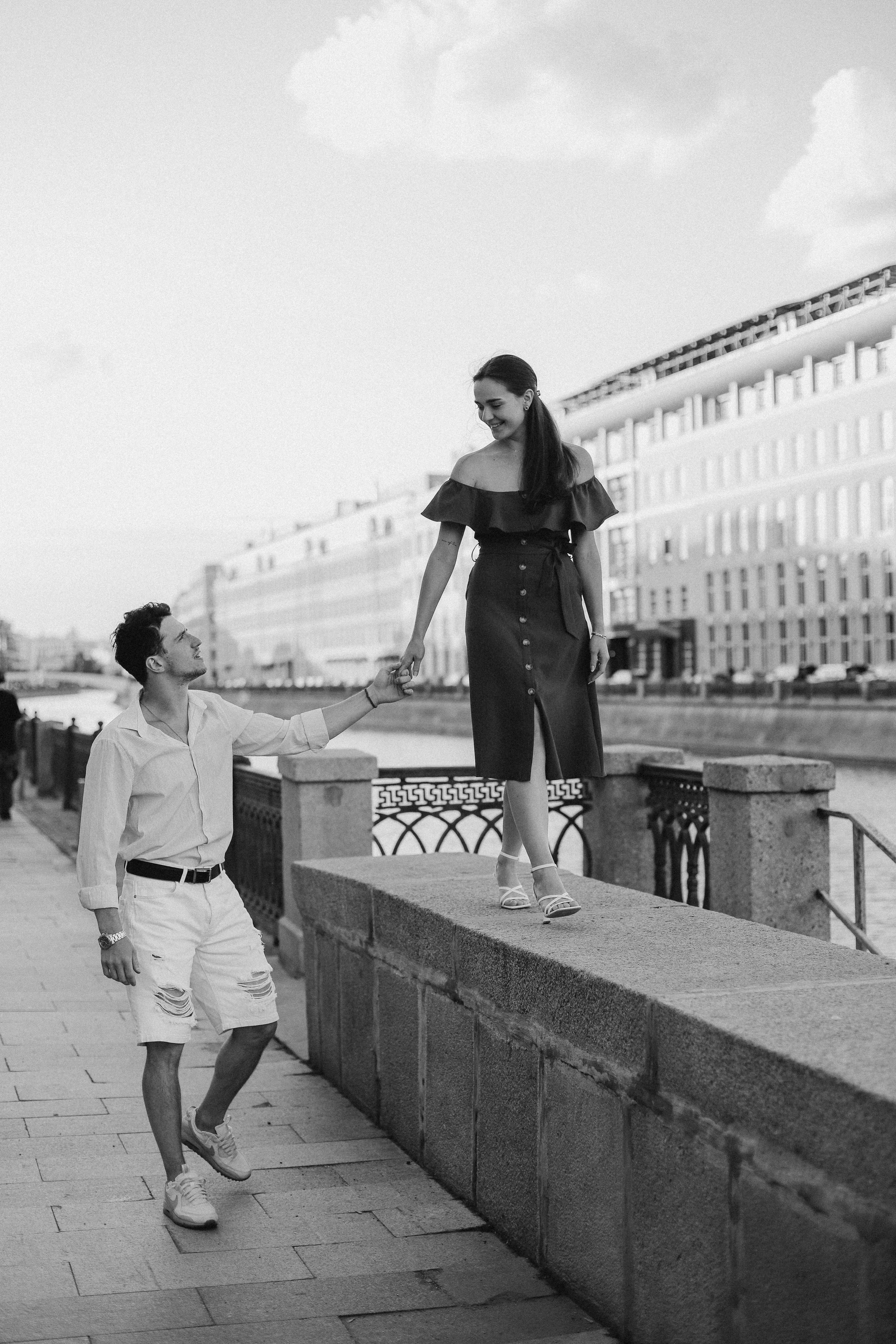 На набережной. Фотограф в Алматы и Москве Даша Пушкина