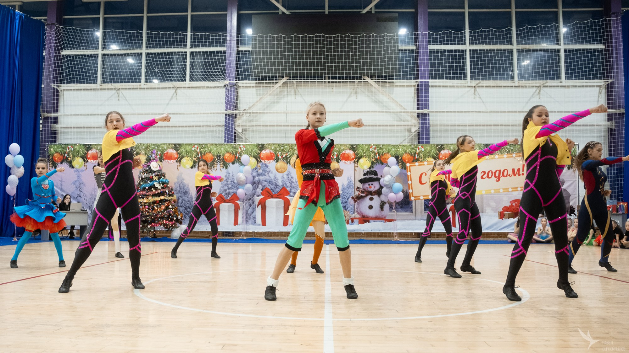 Новогодний фестиваль отделения спортивной школы Триумф и клуба Стимул. Репортажный фотограф в Казани Павел Серпокрылов