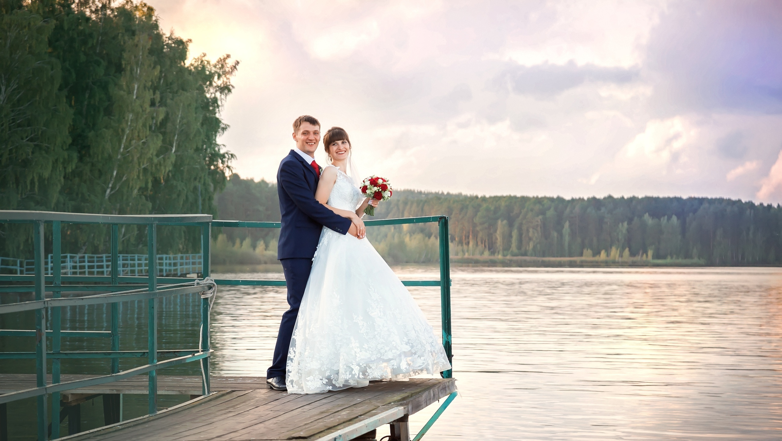 © Фотостудия "Олеся". Все права защищены. "Любое использование или копирование материалов или элементов дизайна сайта допускается только с разрешения правообладателя и со ссылкой на источник".