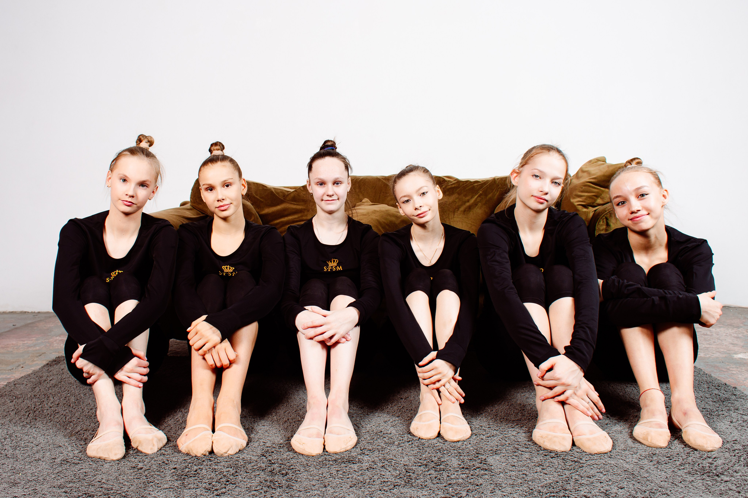 Фотографии Спортсменок в студии. Гимнастки сборной России фото. Групповое фото в Нижнем Новгороде.