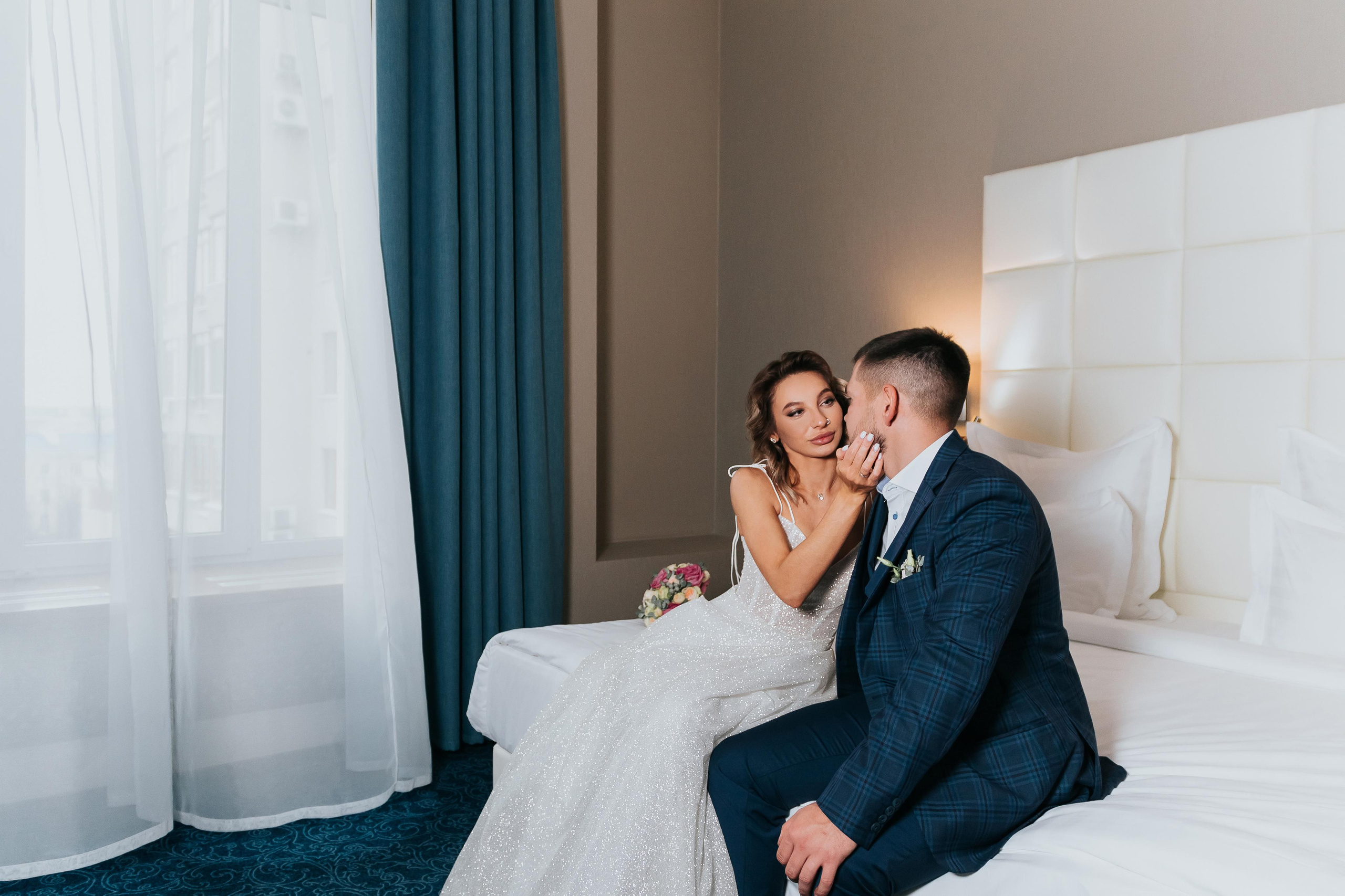 Свадебная фотосессия в гостинице Томь в г. Кемерово