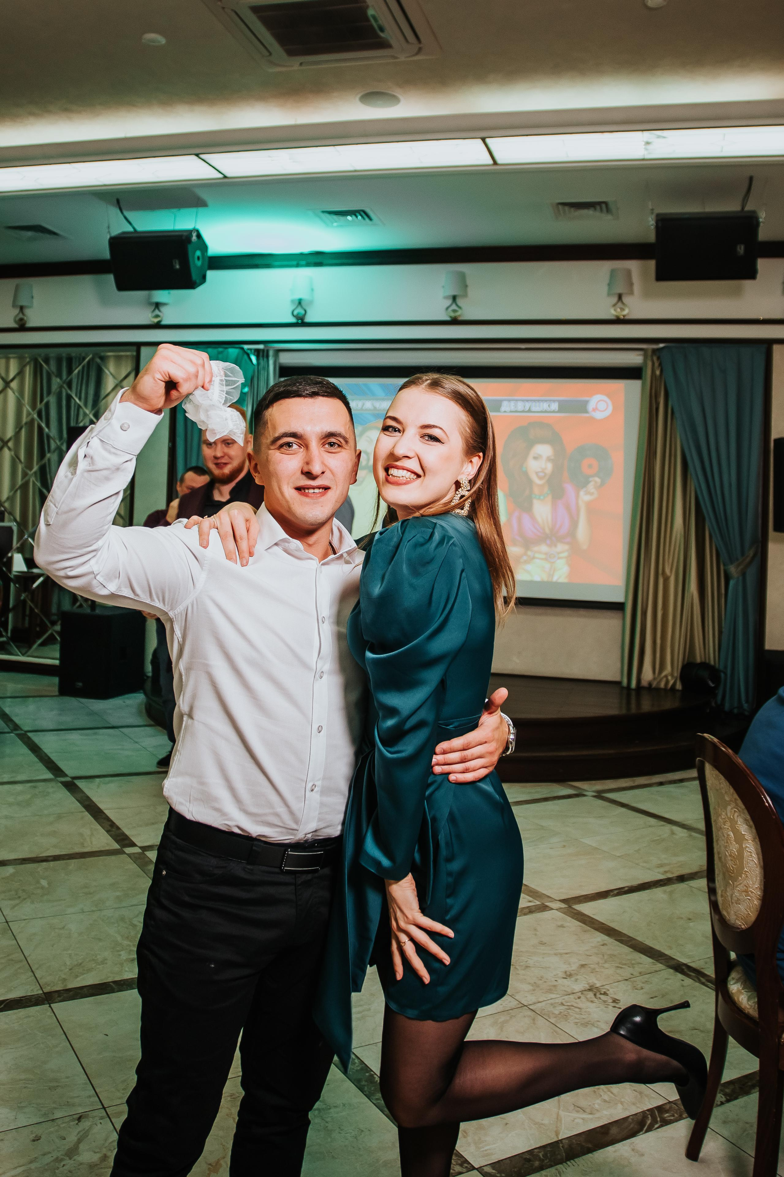 Свадебная фотосессия в гостинице Томь в г. Кемерово