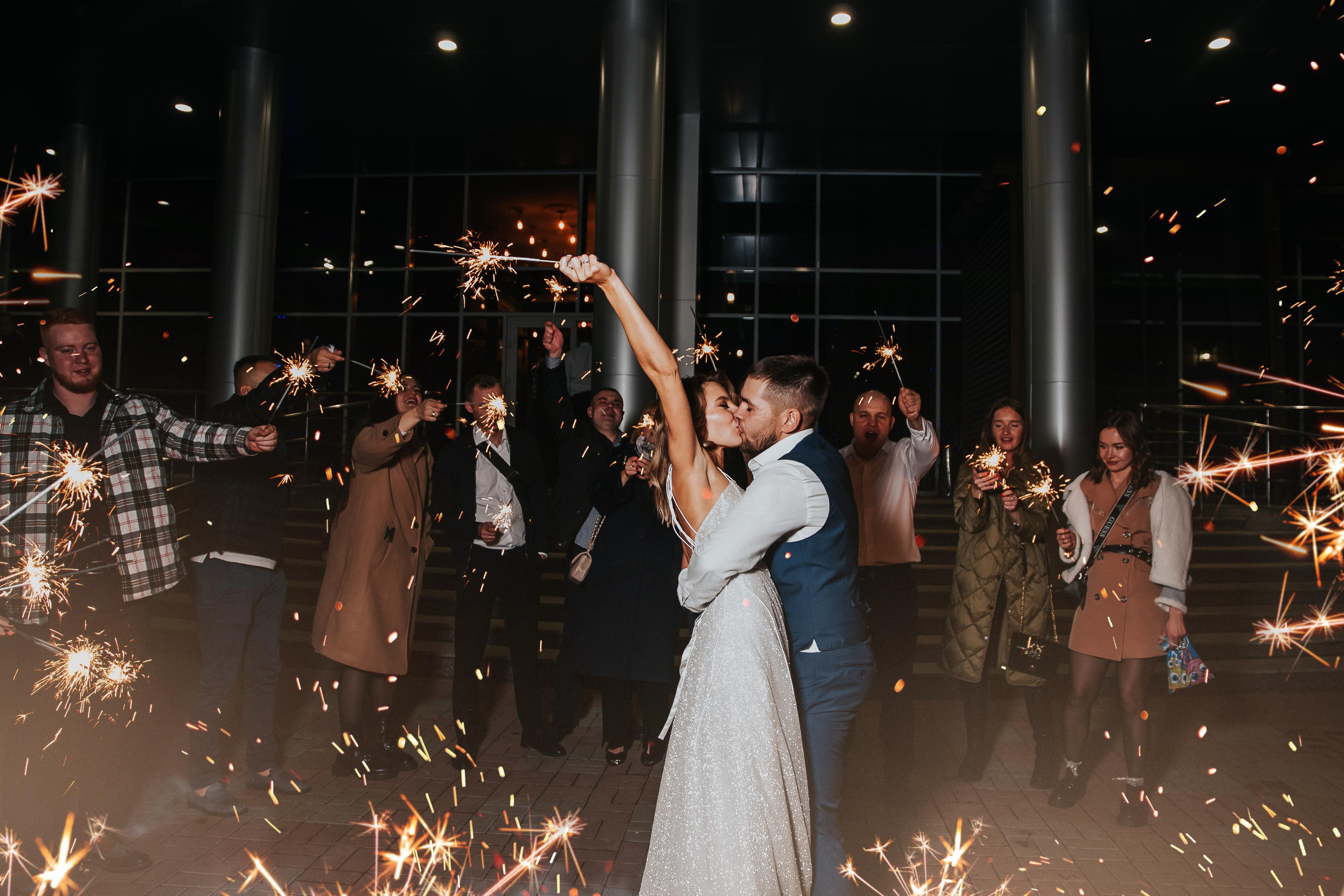 Свадебная фотосессия в гостинице Томь в г. Кемерово