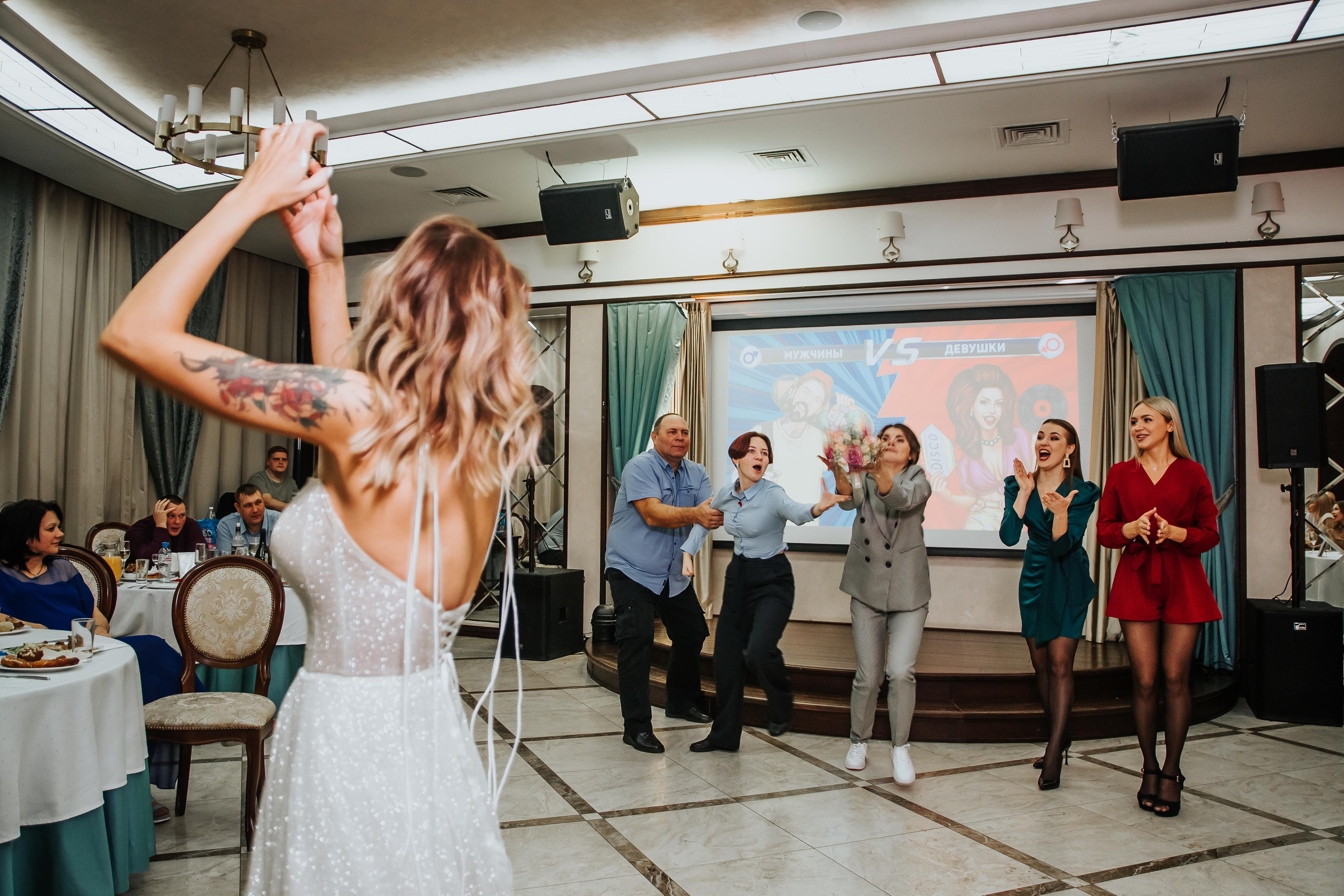 Свадебная фотосессия в гостинице Томь в г. Кемерово