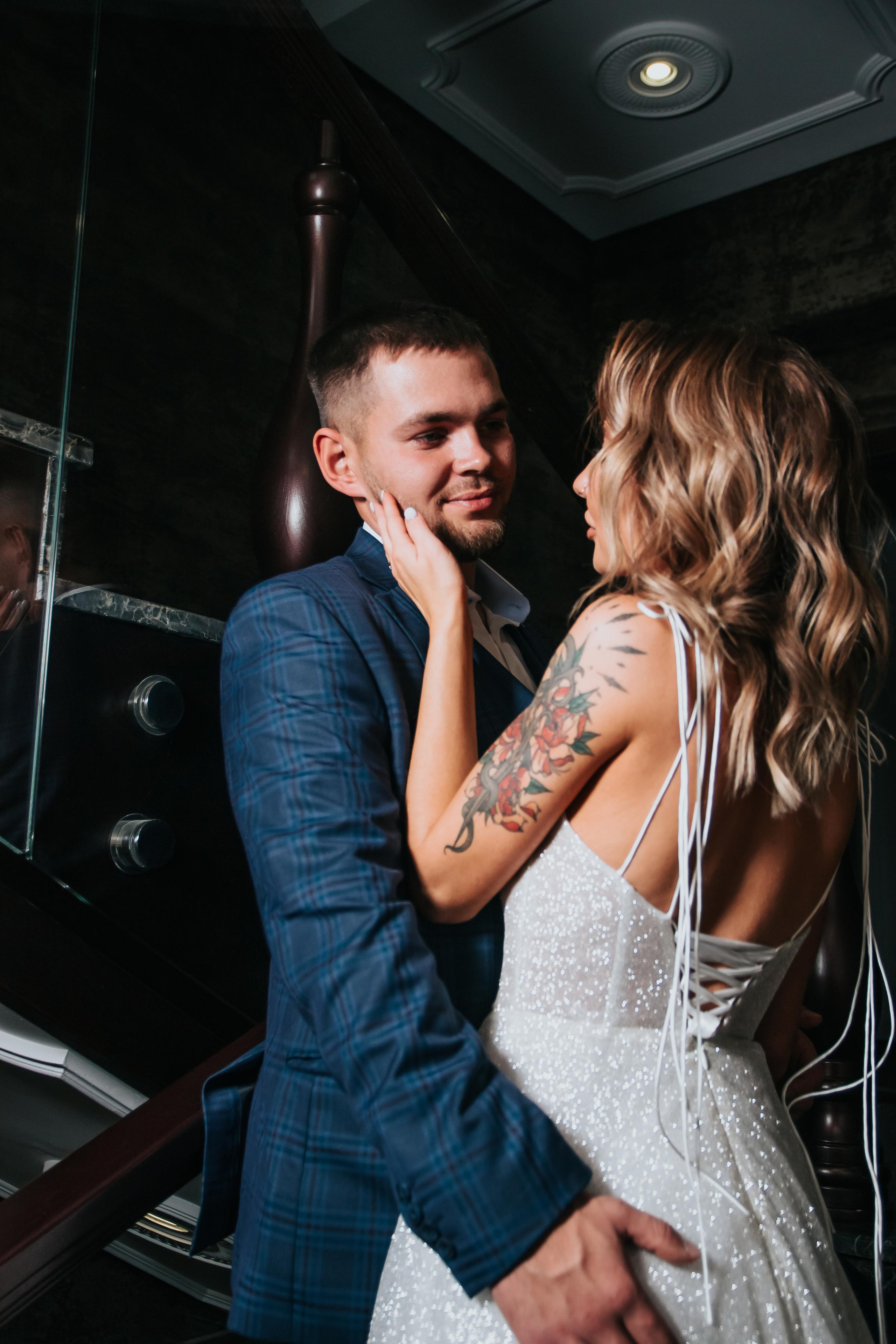 Свадебная фотосессия в гостинице Томь в г. Кемерово