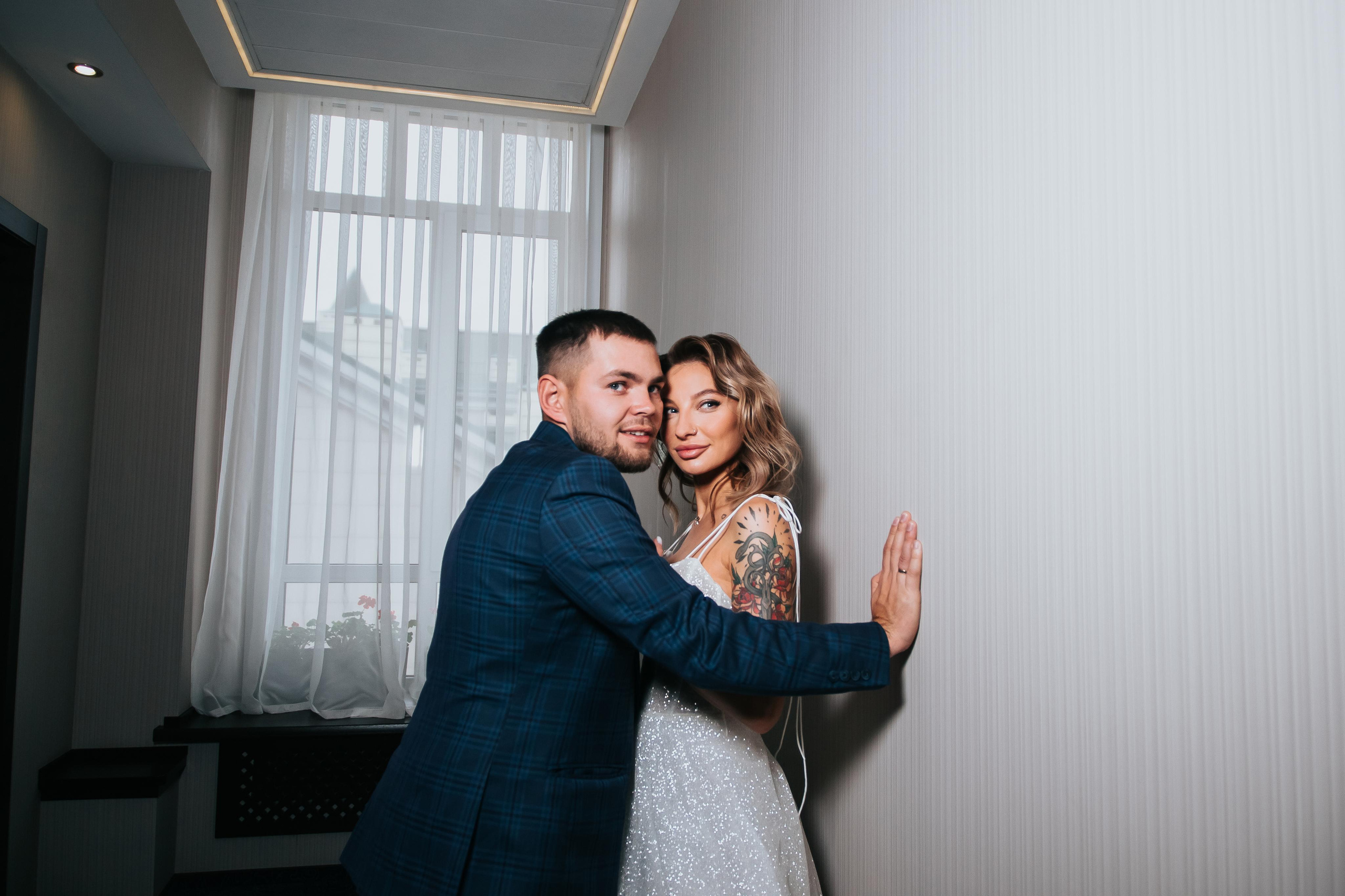 Свадебная фотосессия в гостинице Томь в г. Кемерово