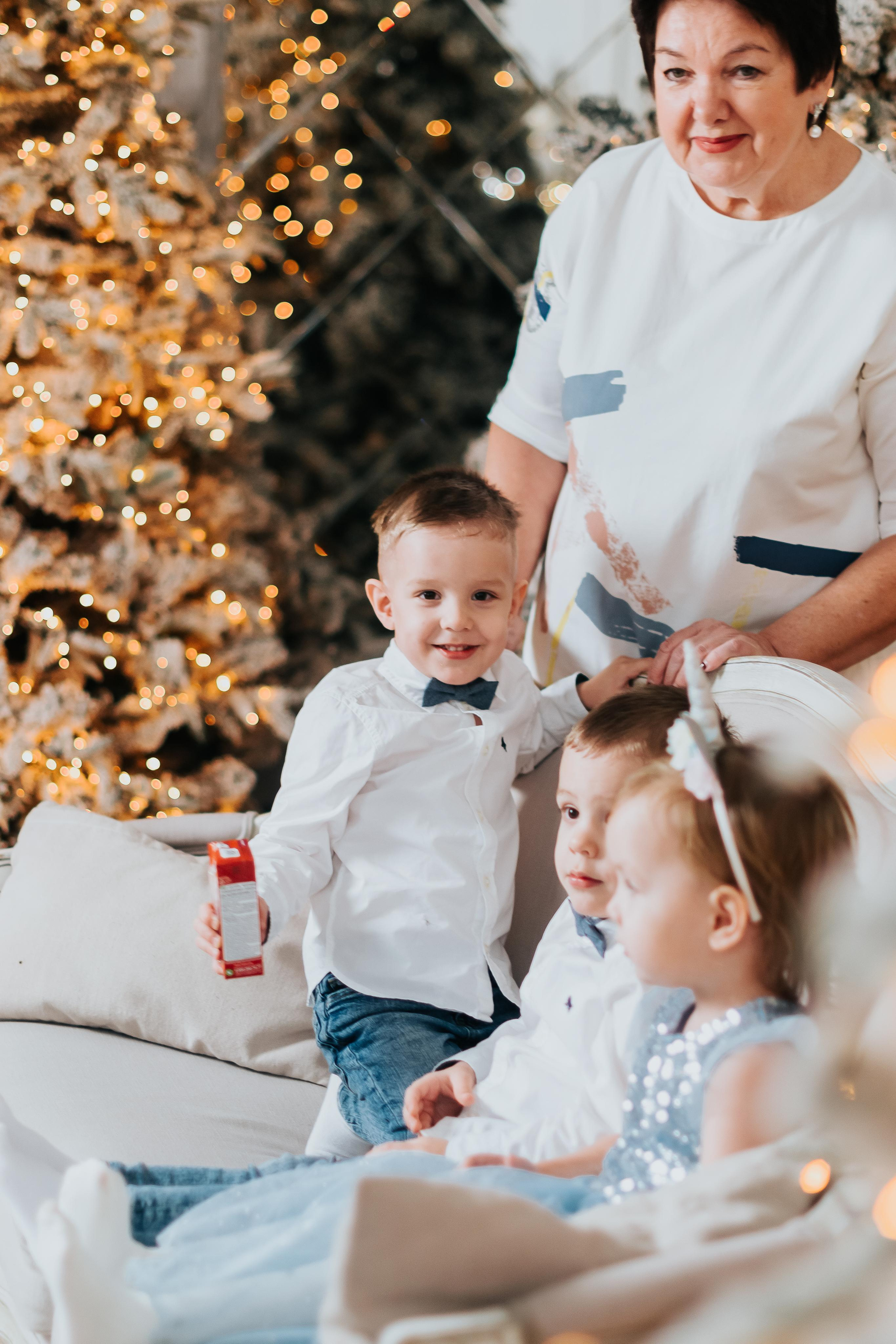 Семенная новогодняя фотосессия Кемерово