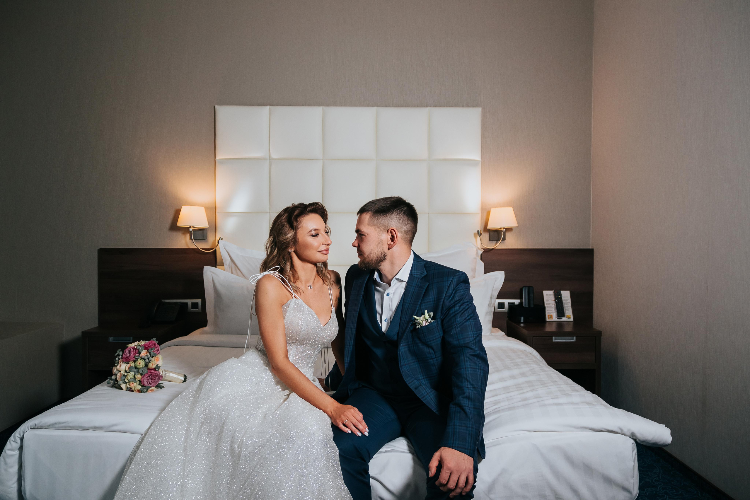 Свадебная фотосессия в гостинице Томь в г. Кемерово