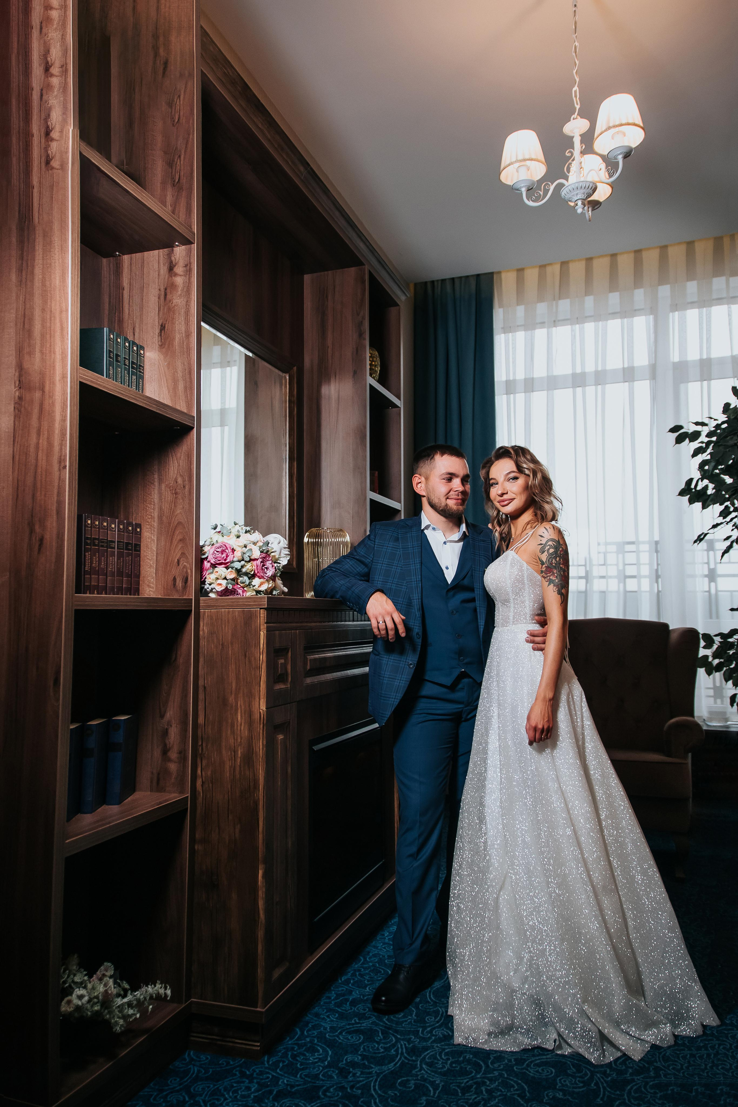 Свадебная фотосессия в гостинице Томь в г. Кемерово