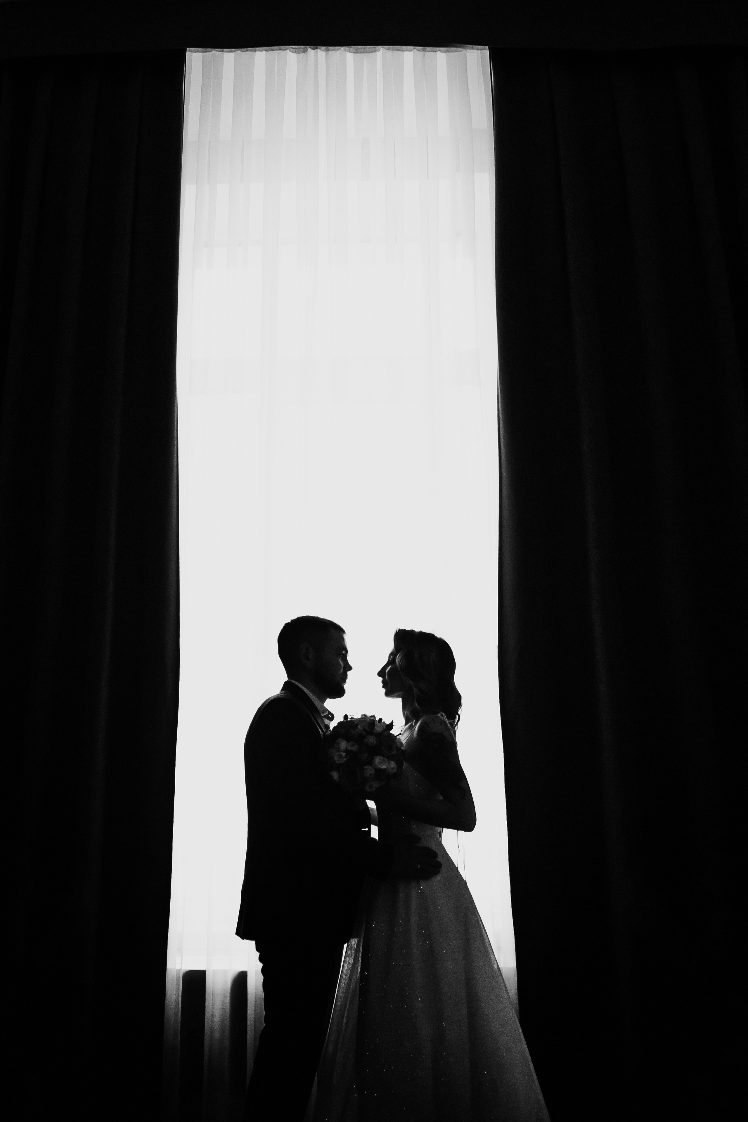 Свадебная фотосессия в гостинице Томь в г. Кемерово