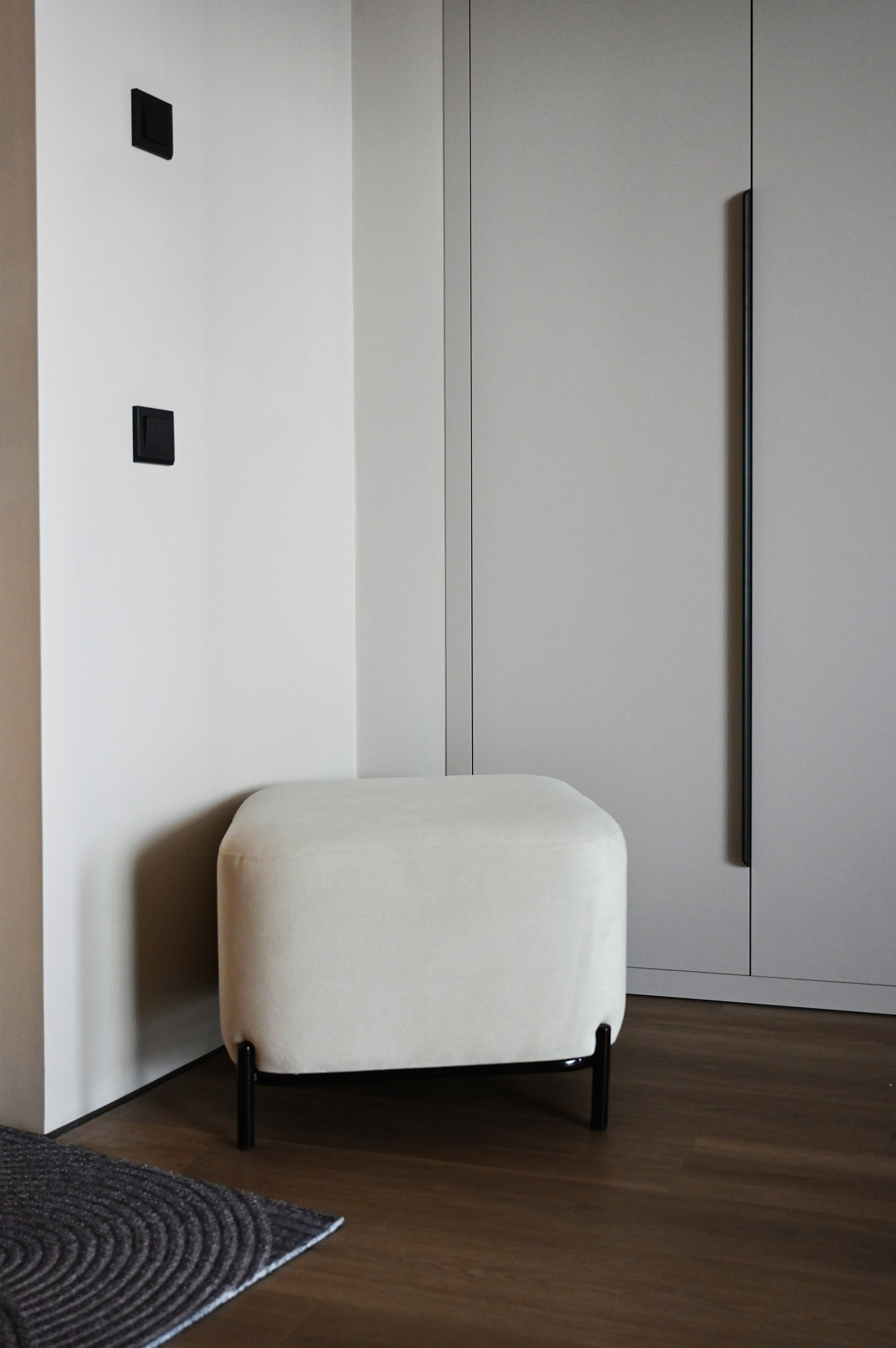 Башня Исеть дизайнер Вероника Миллер. Мебель на заказ