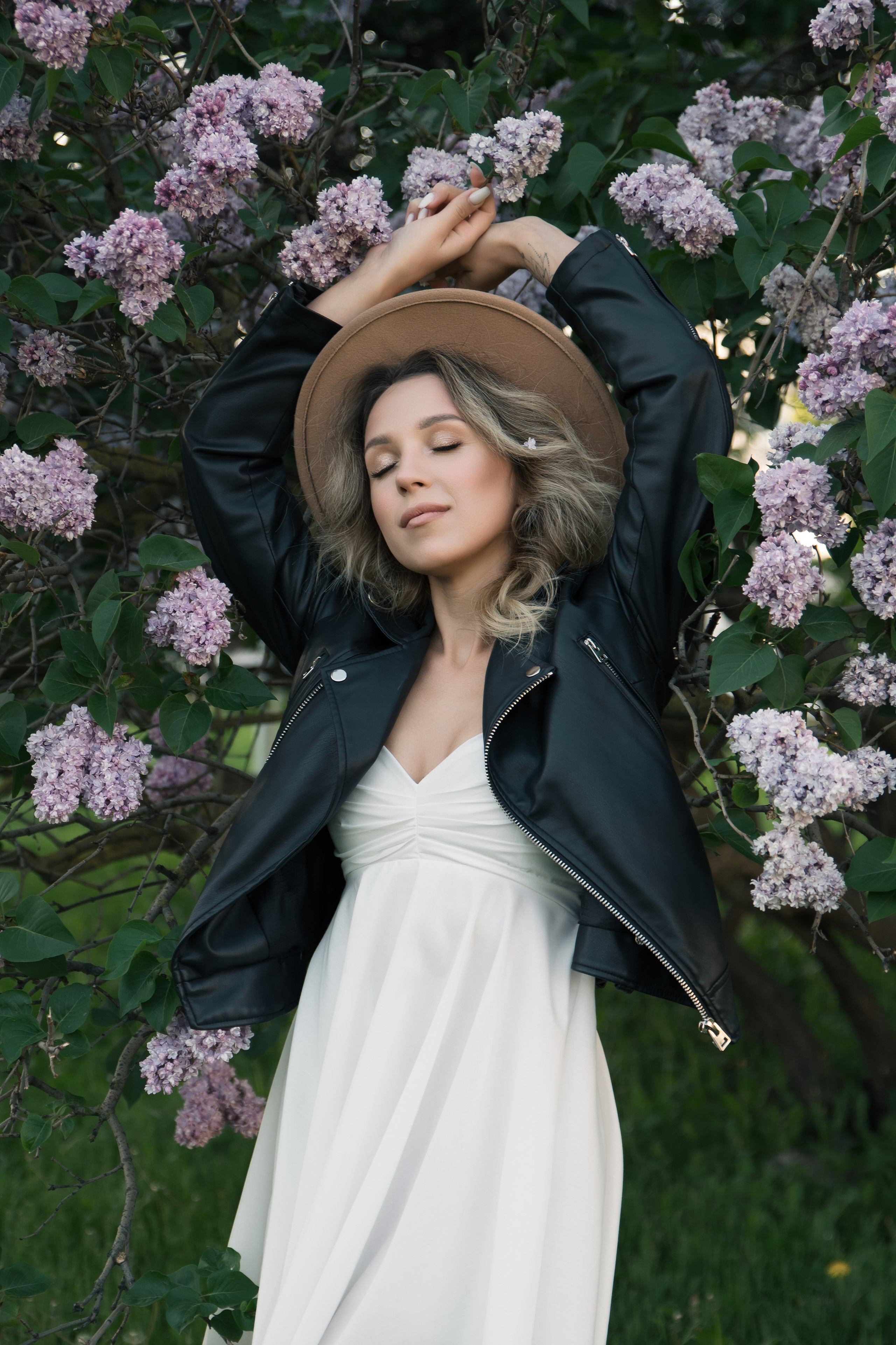 Love story сирень Ульяна и Никита. Саенко Людмила Фотограф из Тулы