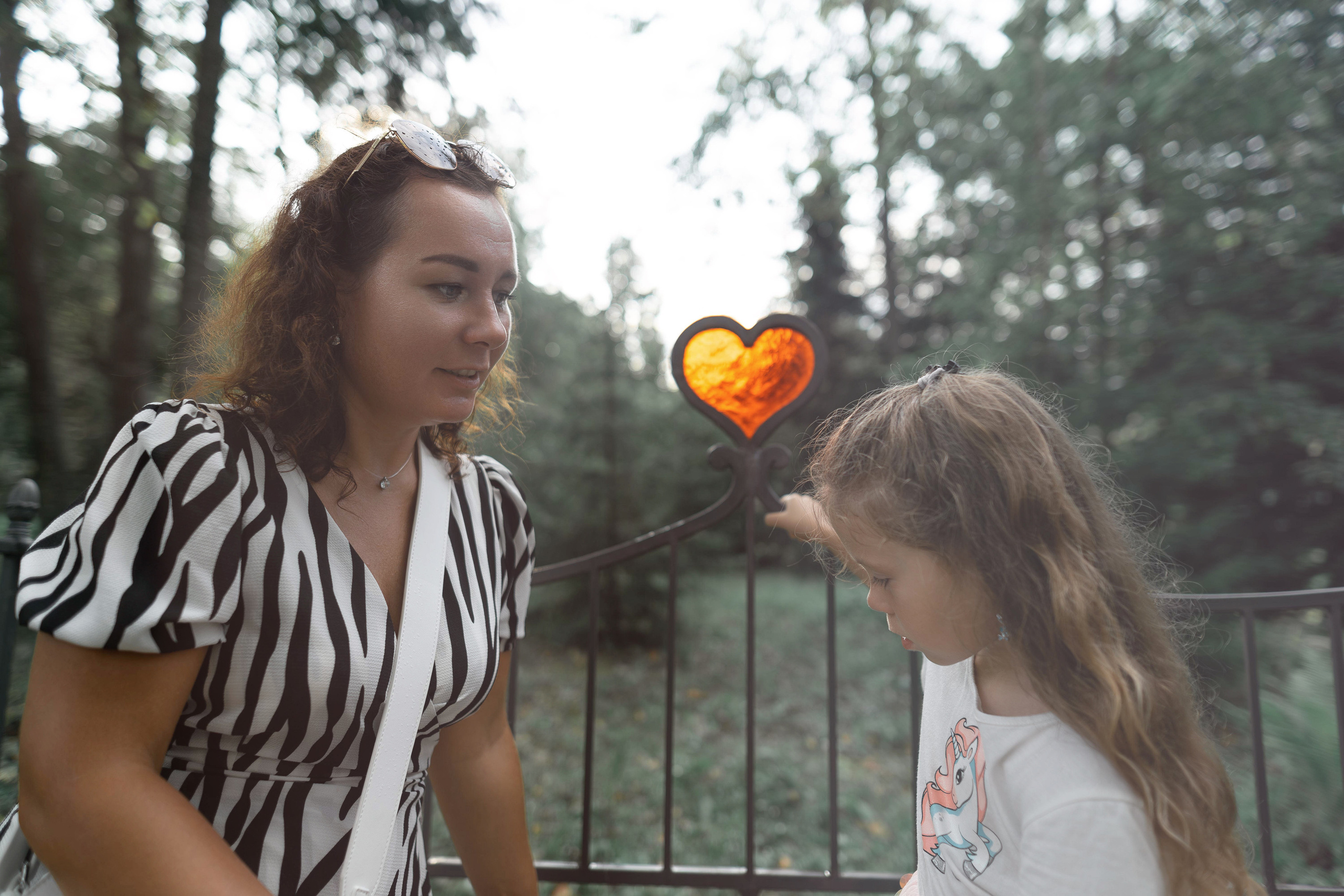 Семейная фотосессия в парке летом. Семейный фотограф Шитиков Роман. Роман Шитиков —свадебный, семейный фотограф в Санкт-Петербурге