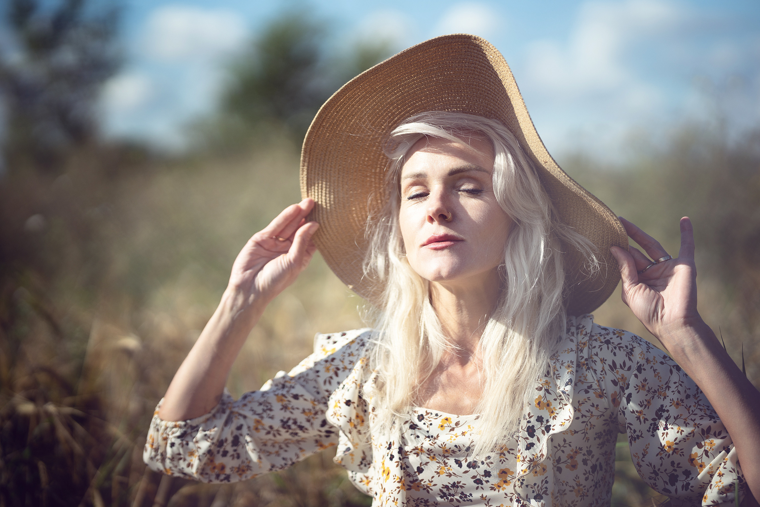 Летняя фотоссесия на речке. Фотограф Шитиков Роман, Roman Rabbit. Роман Шитиков —свадебный, семейный фотограф в Санкт-Петербурге