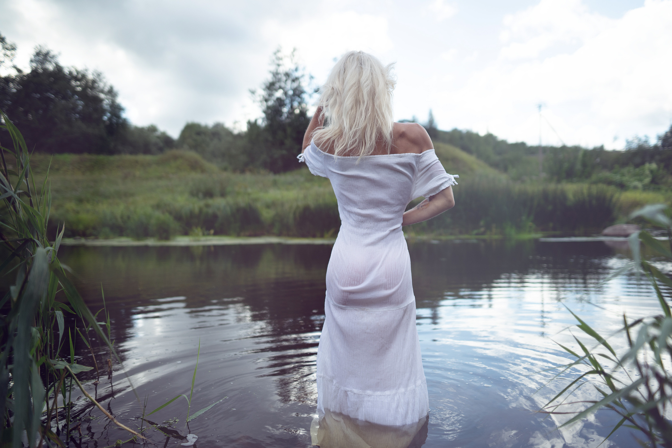 Летняя фотоссесия на речке. Фотограф Шитиков Роман, Roman Rabbit. Роман Шитиков —свадебный, семейный фотограф в Санкт-Петербурге